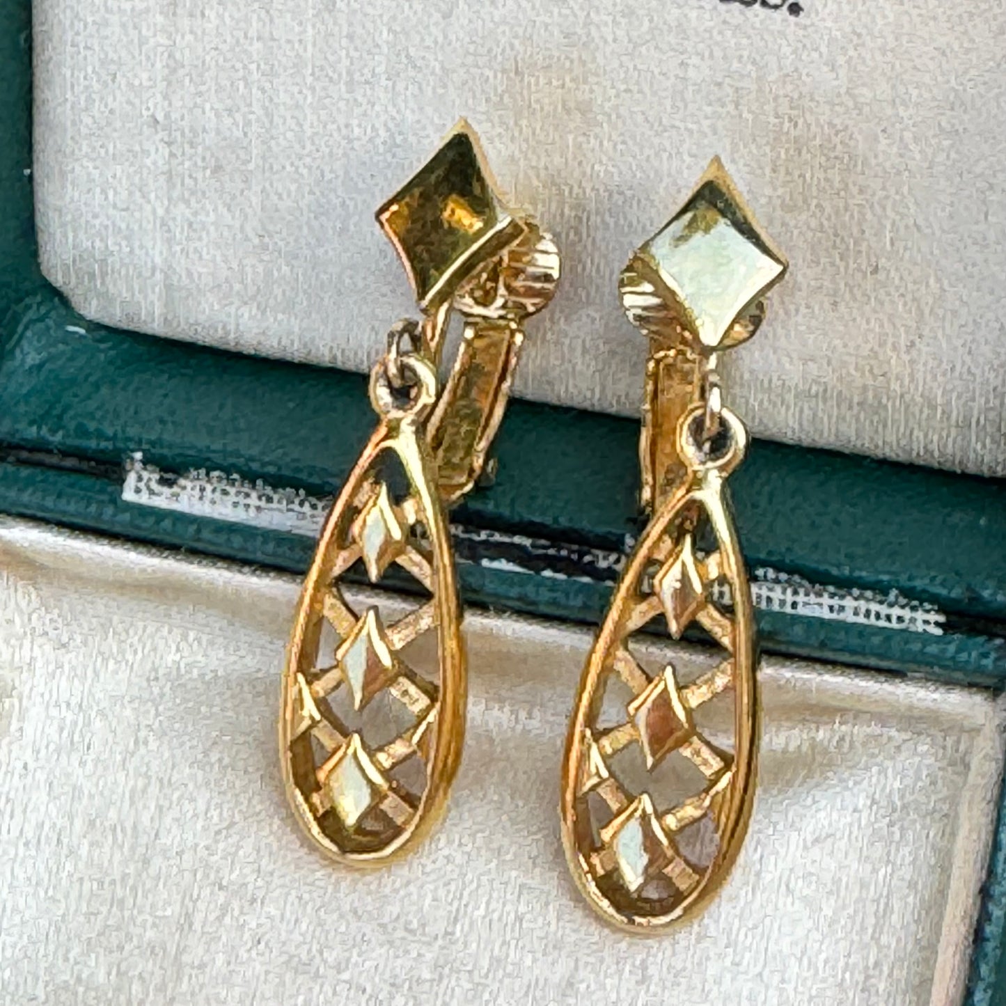 Vintage Trifari Pierced Dangling Earrrings