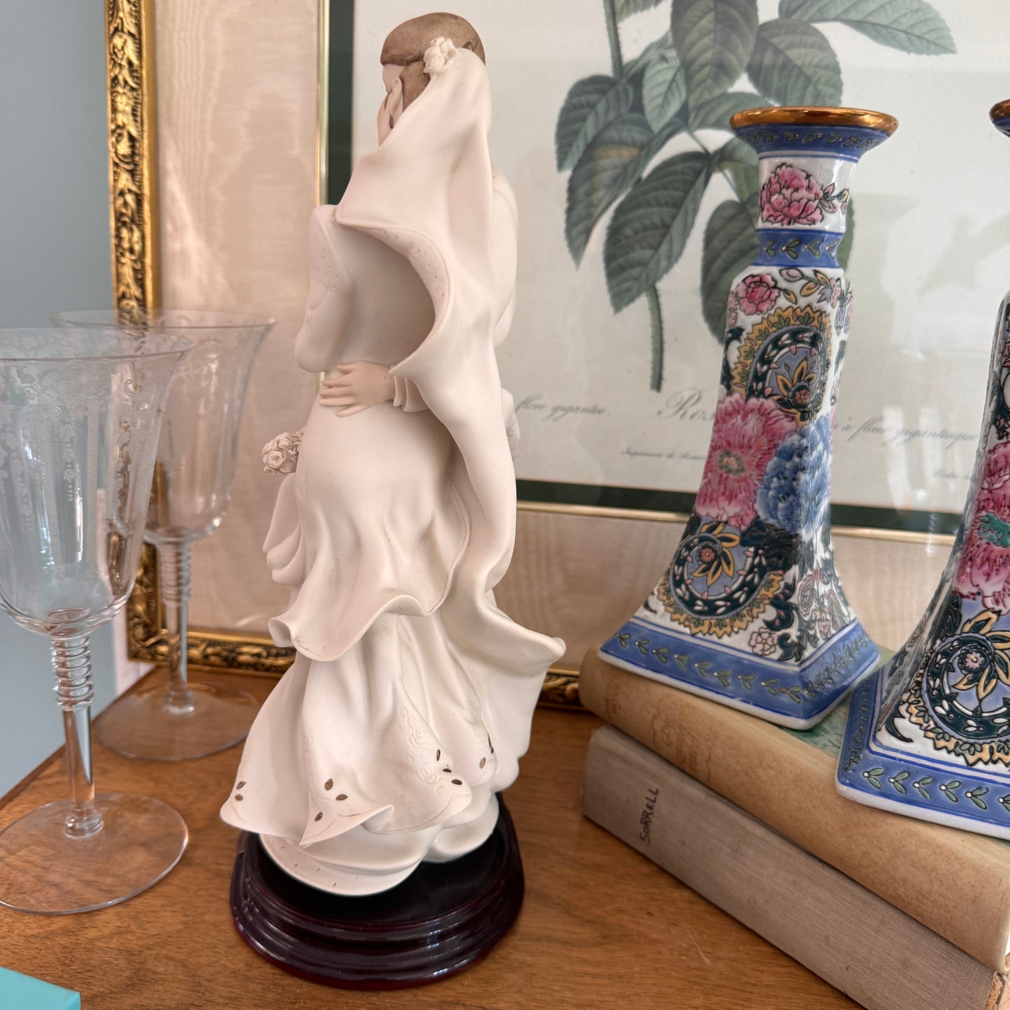 Vintage Guiseppe Armani "Happy Forever" Italian Capodimonte Figurine
