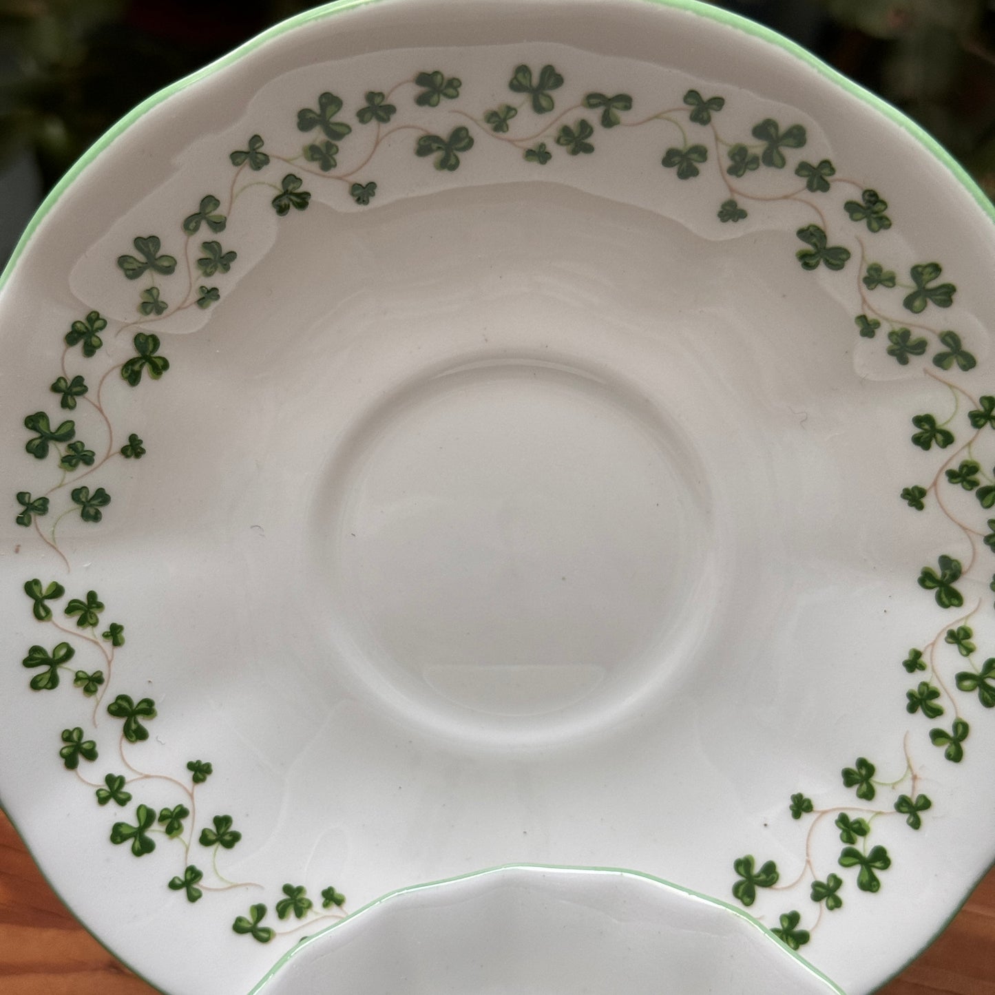 Vintage Royal Crest Clover Tea Cup & Saucers