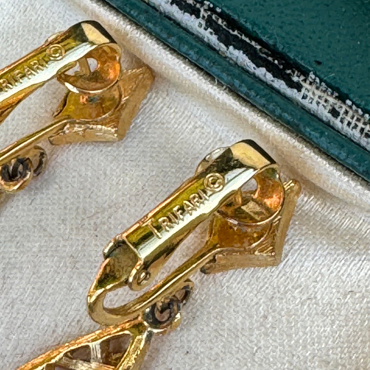 Vintage Trifari Pierced Dangling Earrrings