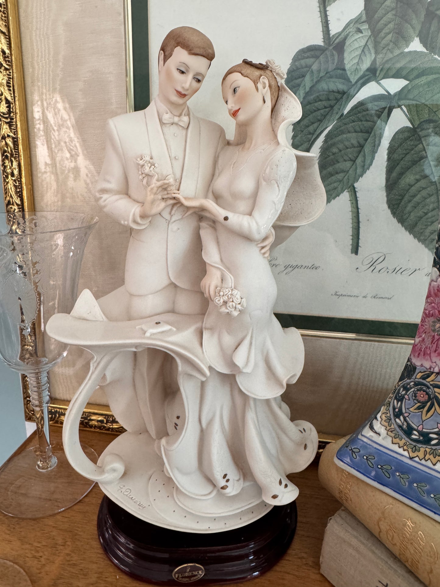 Vintage Guiseppe Armani "Happy Forever" Italian Capodimonte Figurine