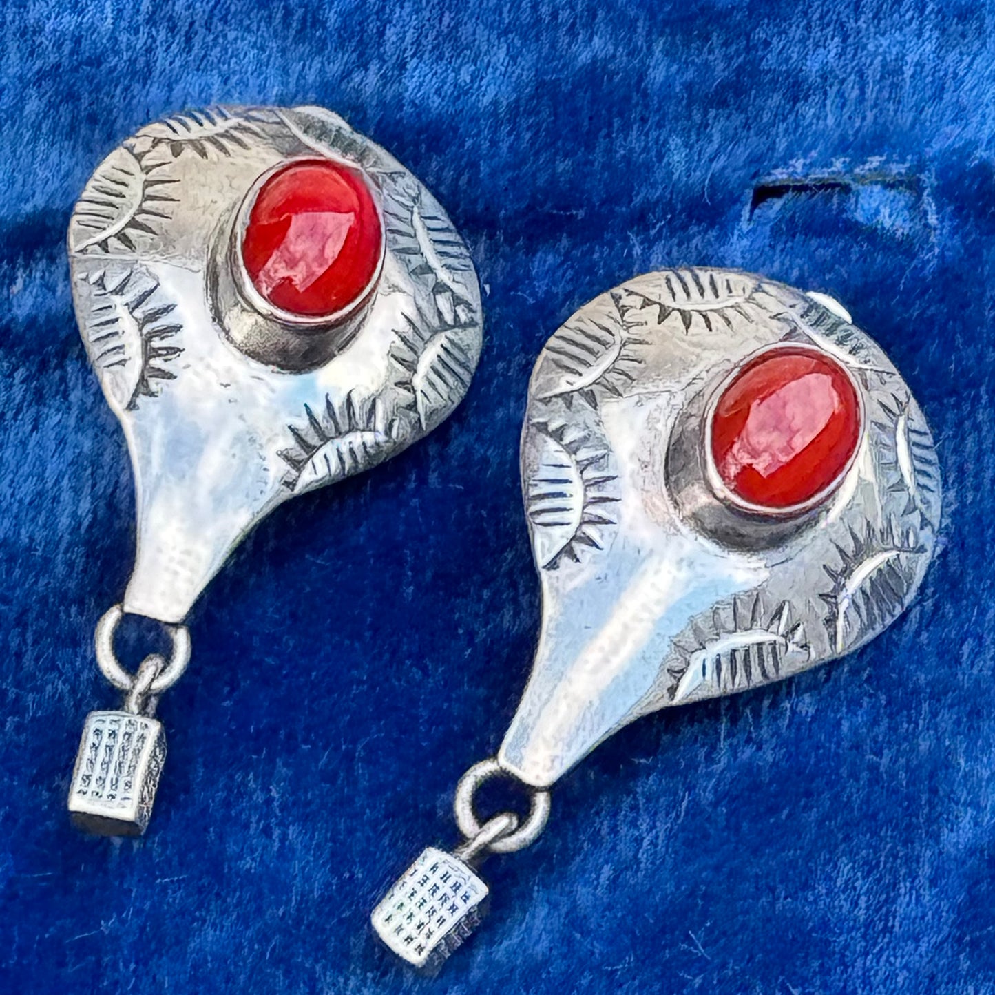 Vintage Navajo C. Piaso Handmade Sterling Silver Carnelian Semi Precious Gemstone Earrings
