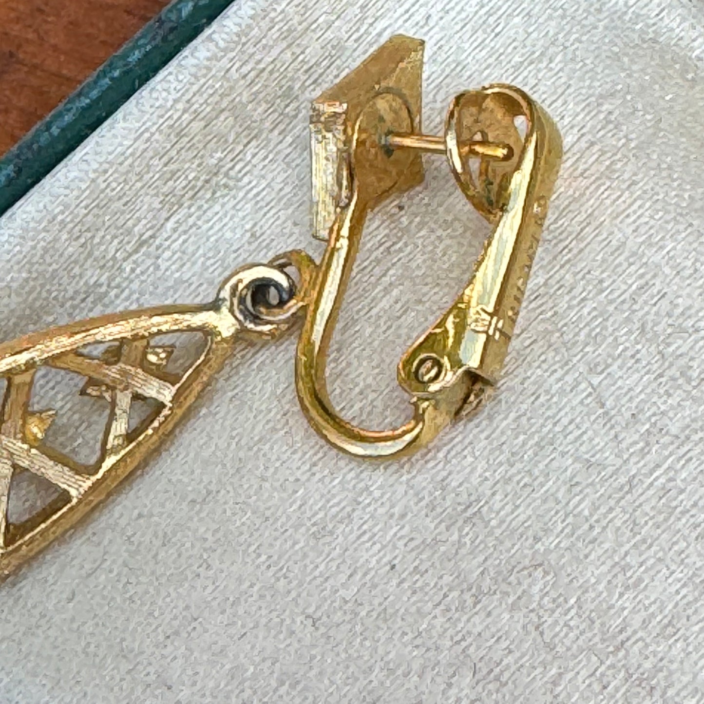Vintage Trifari Pierced Dangling Earrrings