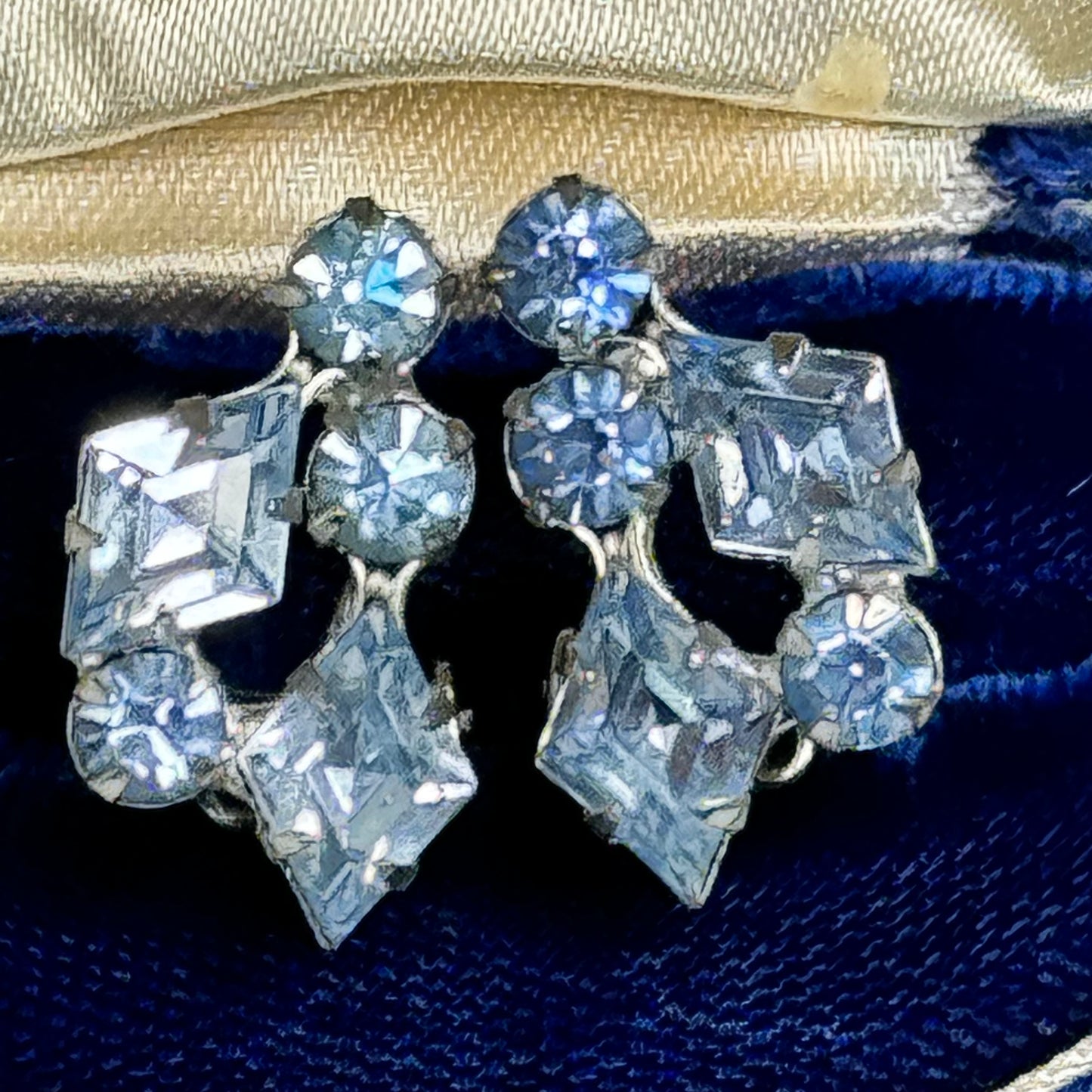 Vintage D & E for Weiss Soft Blue Multi Faceted Rhinestone Earrings