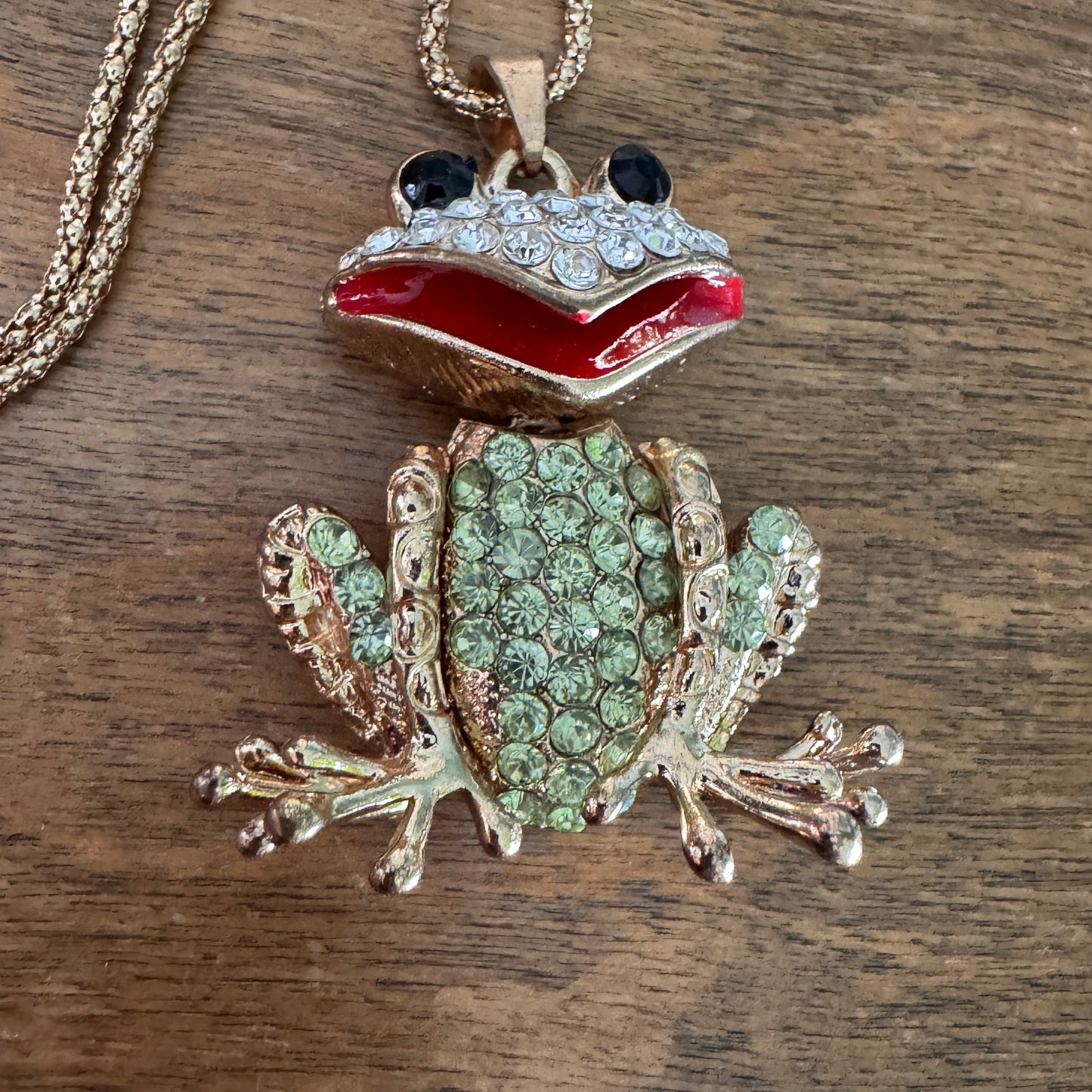Betsey Johnson Green & Clear Multi Faceted Rhinestone Articulated Frog Necklace