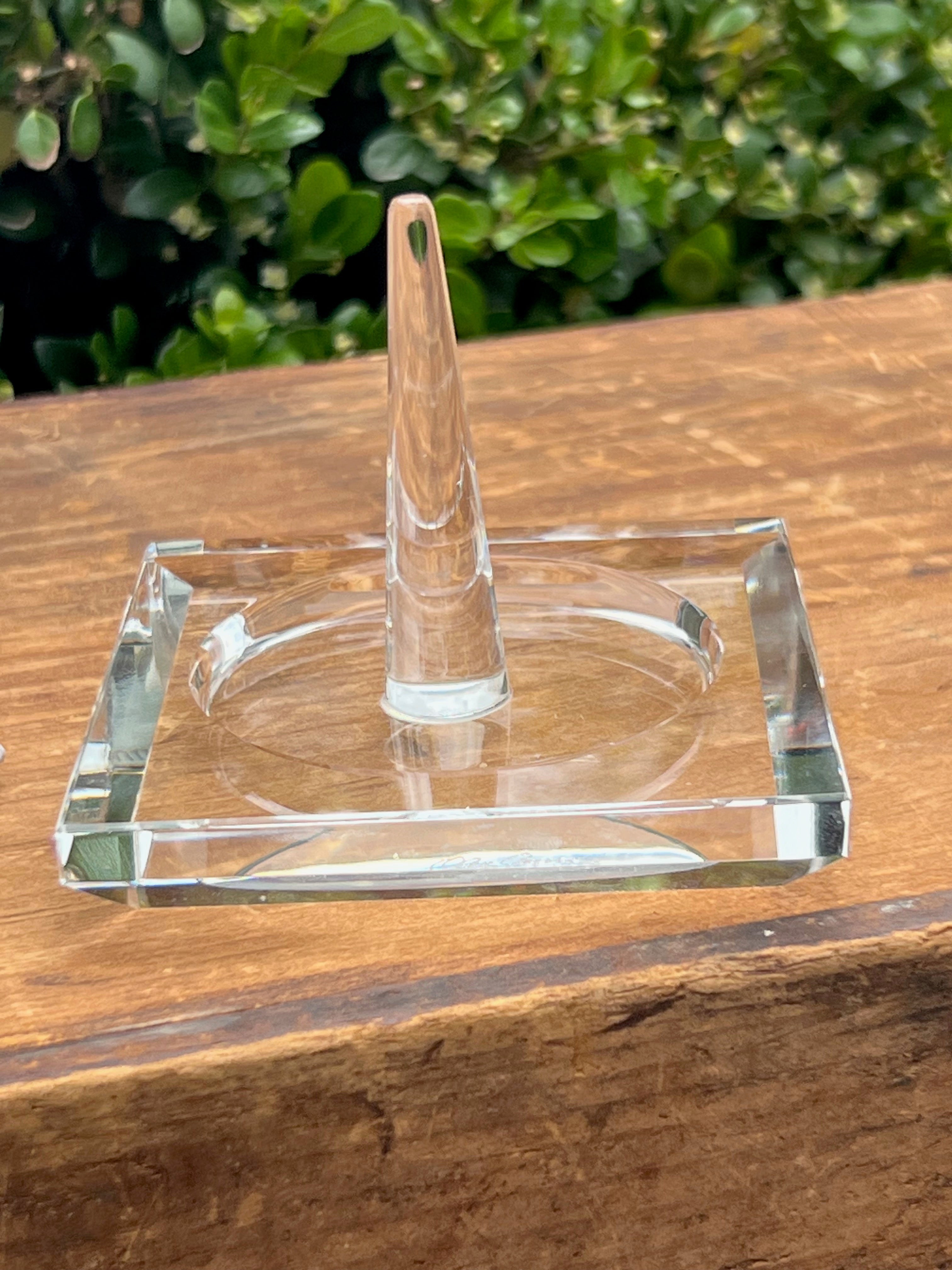 Crystal fashion ring holder