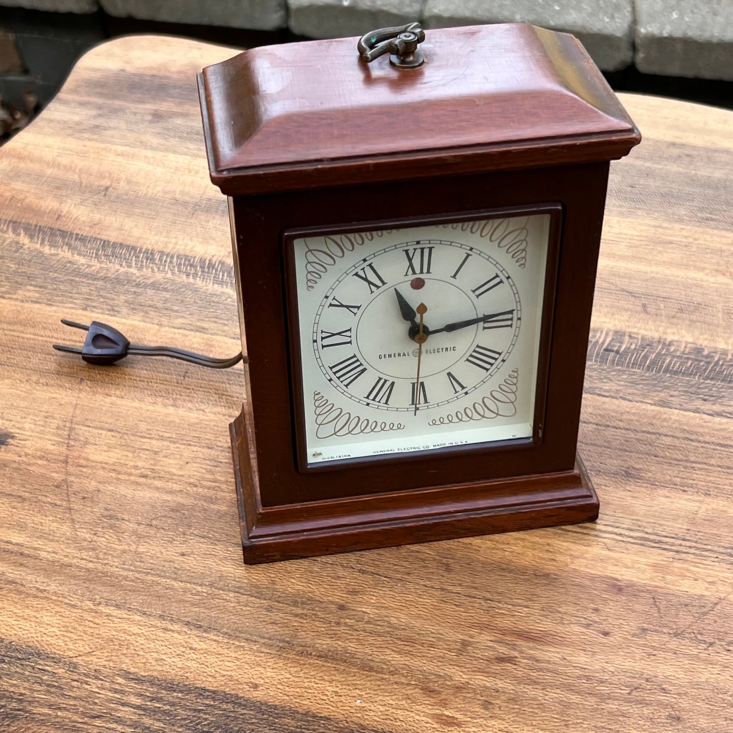 Vintage General Electric Wood Case Mantle Clock