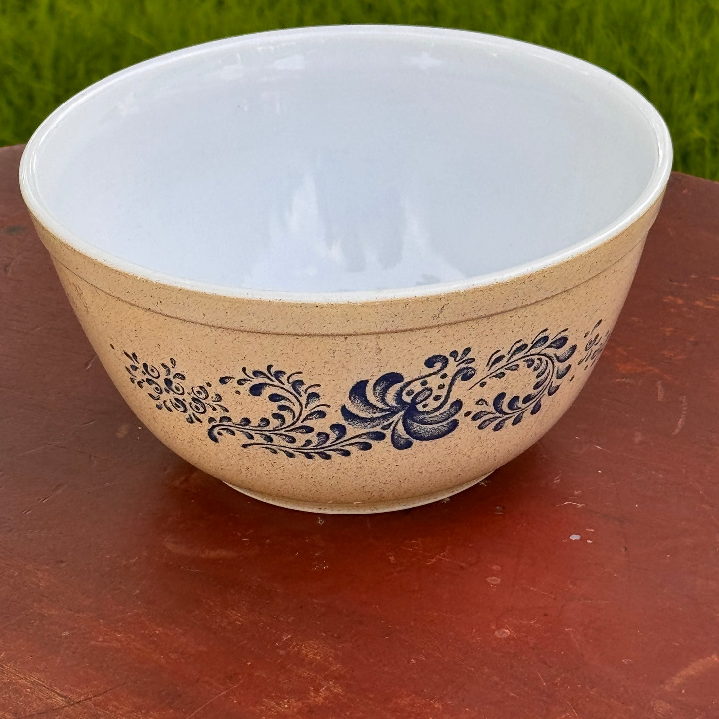 Vintage Pyrex 402 Homestead Speckled Mixing Bowl 1.5 qt.
