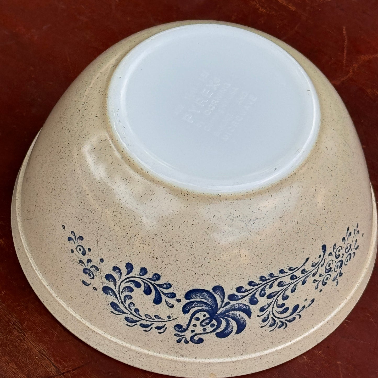 Vintage Pyrex 402 Homestead Speckled Mixing Bowl 1.5 qt.