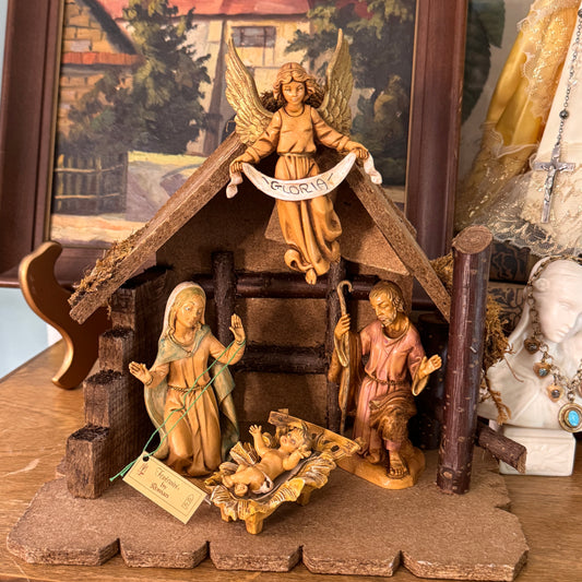 Vintage Italian Fontanini Creche Set Stable, Baby Jesus, Mary, Joseph, Angel
