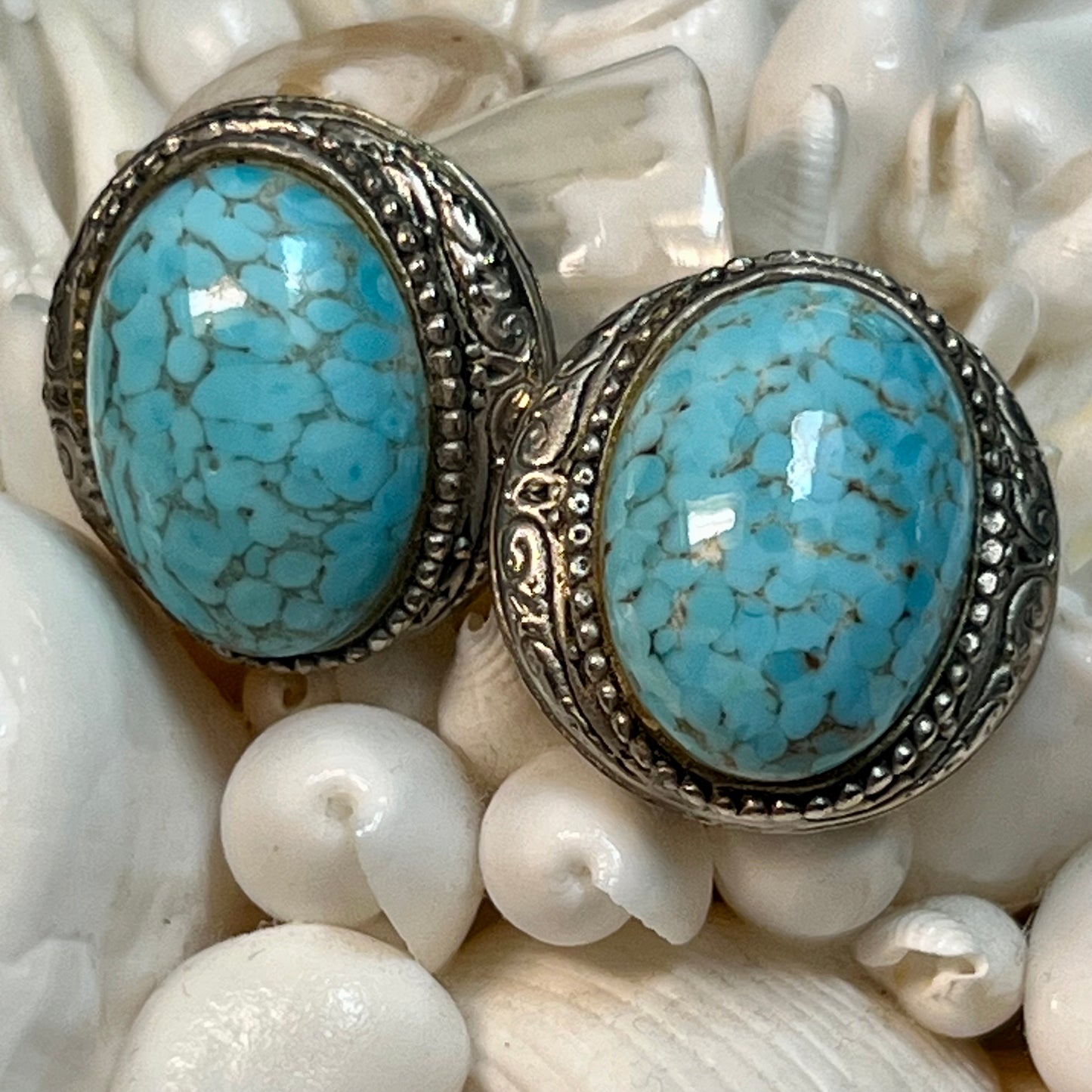 Vintage Ellen Designs Southwestern Faux Turquoise Clip Earrings