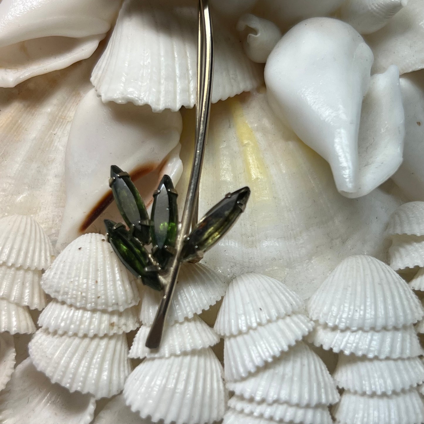 Showstopping Vintage Rhinestone Flower Pin