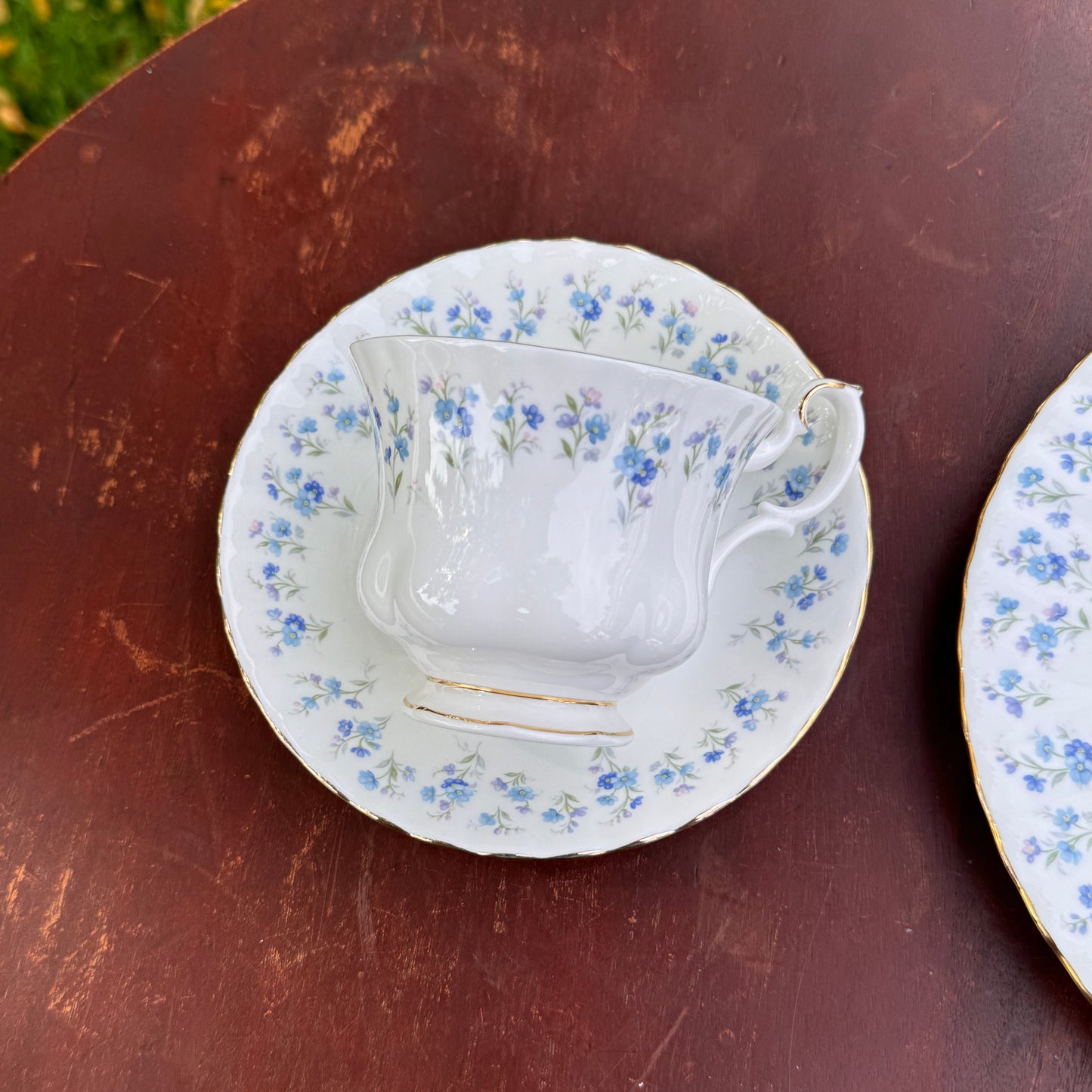 Vintage Royal Albert Memory Lane Bone China Tea Cup, Saucer and Salad Plate