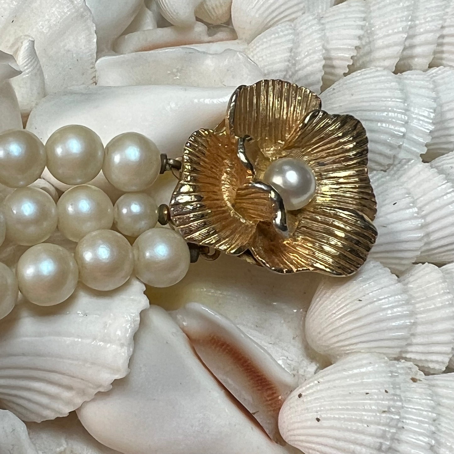 Vintage Faux Pearl Floral Bracelet