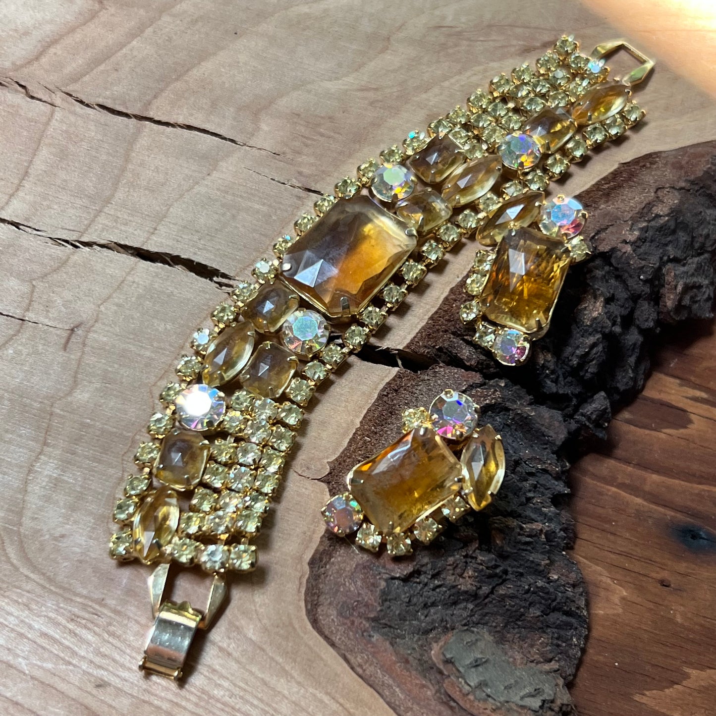 Vintage Soft Yellow Checkerboard Cut Rhinestone Bracelet & Earring Set