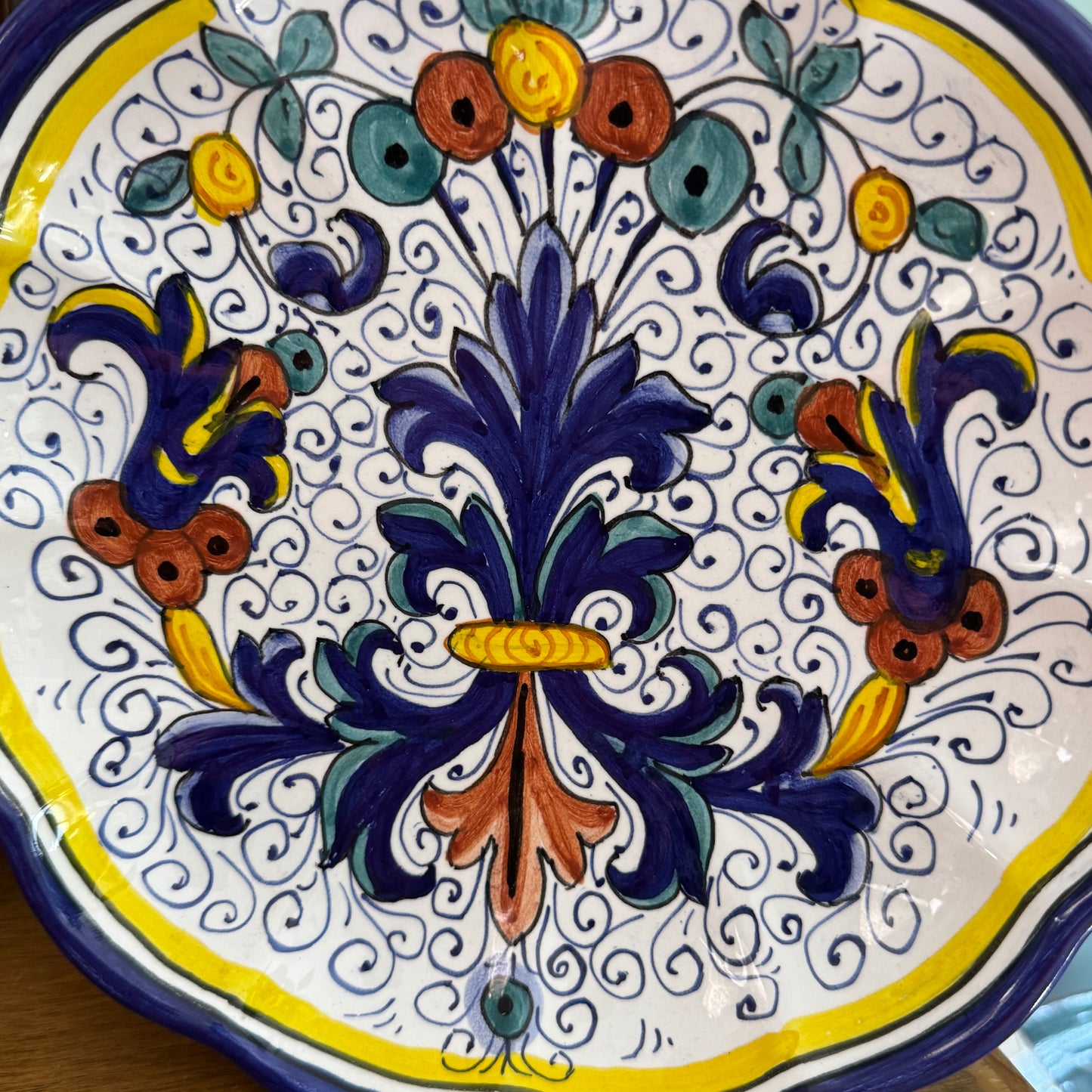 Italian Pottery Scalloped Edge Wall Plate Assisi