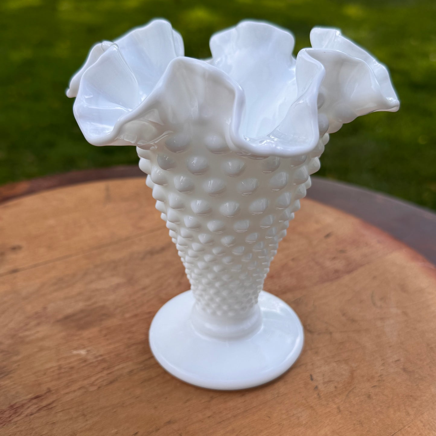 Vintage Fenton White Ruffled Crest Glass Vase