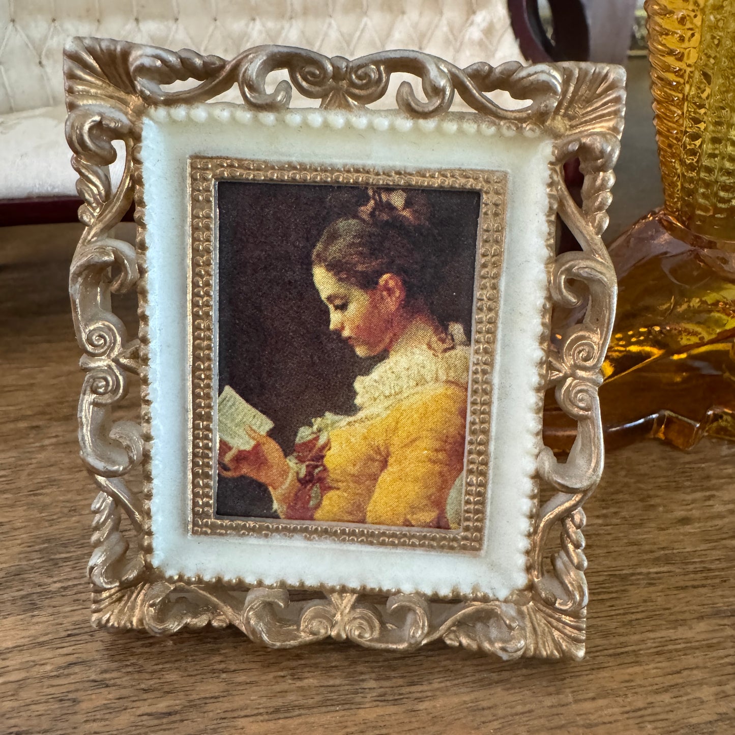 Vintage Hong Kong A Young Girl Reading Doll House Plastic Frame Easel
