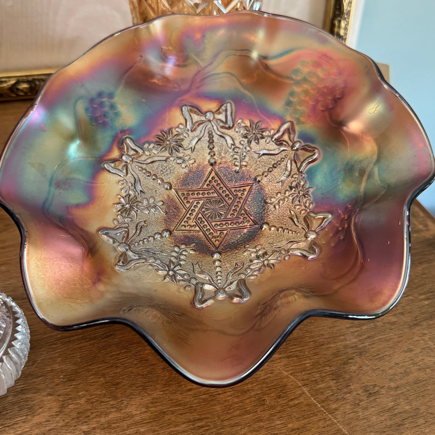 Antique Northwood Amethyst Star of David & Bows Carnival Glass Bowl