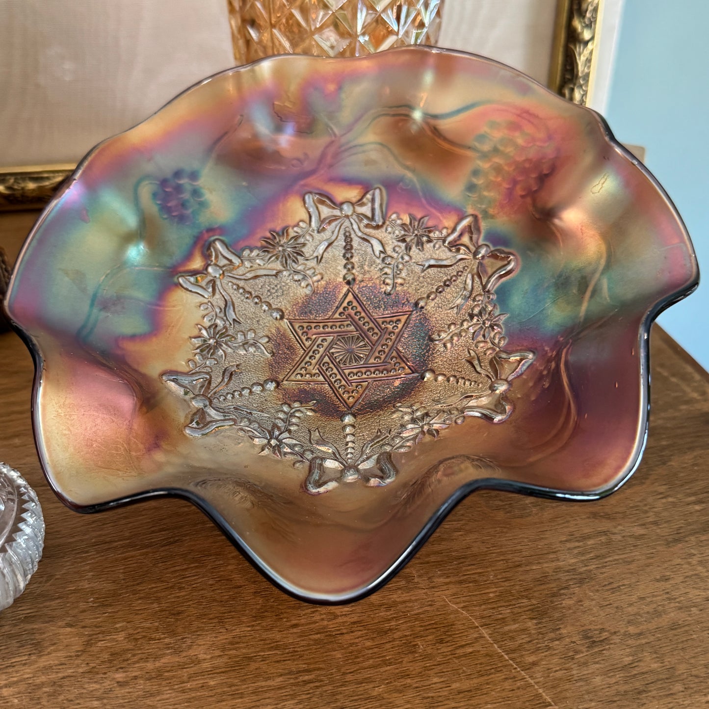 Antique Northwood Amethyst Star of David & Bows Carnival Glass Bowl