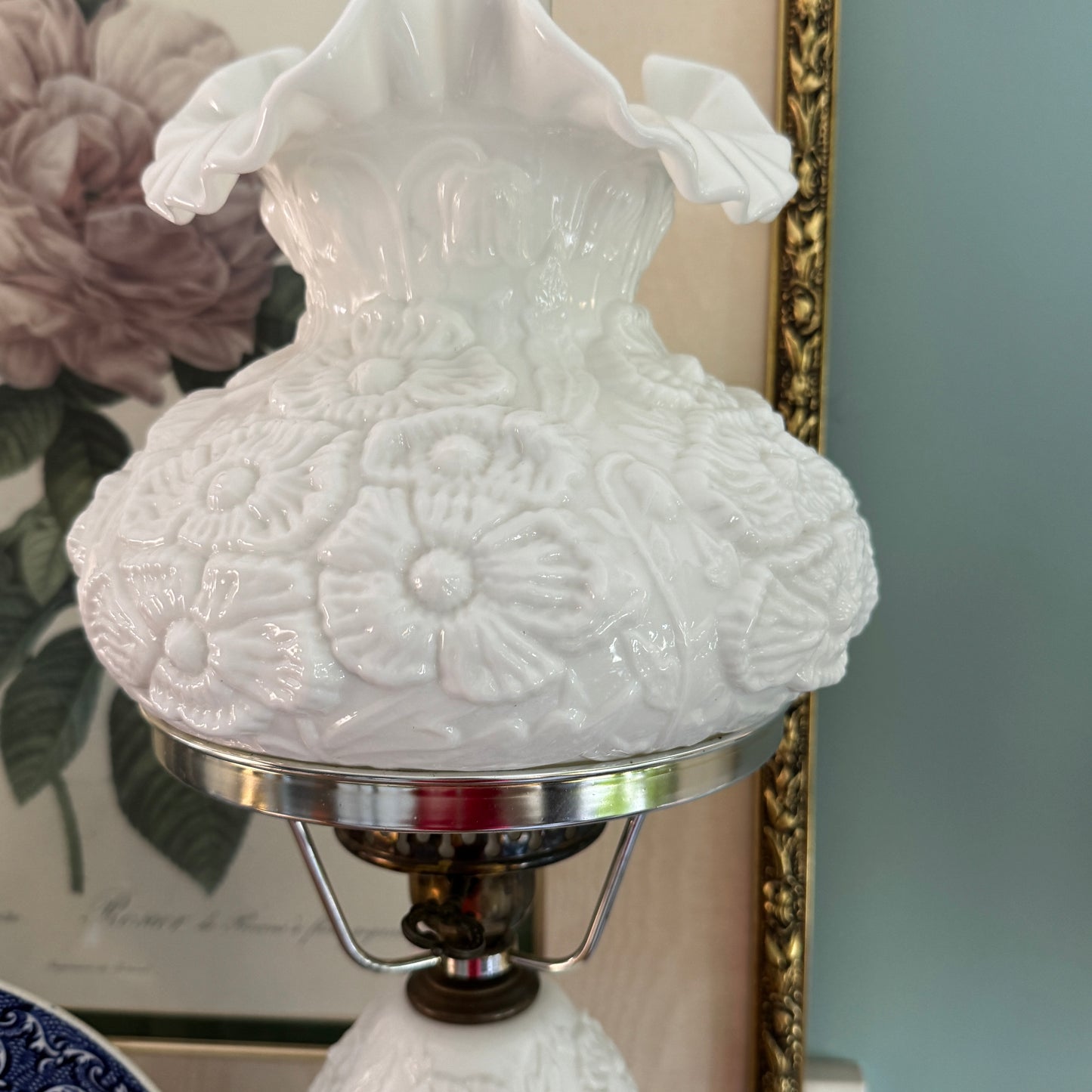 Fenton Poppy White Milk Glass Student Table Lamp
