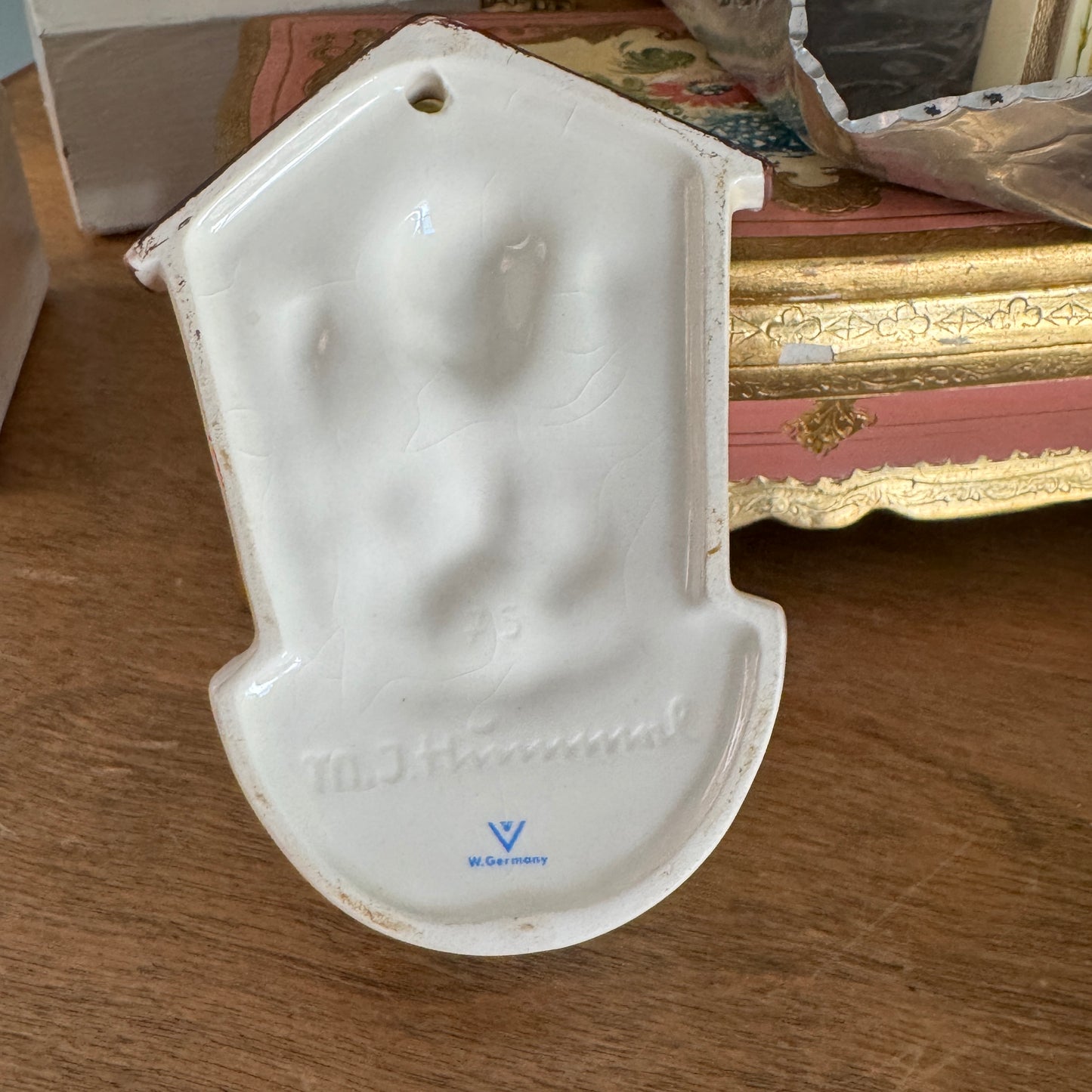 Hummel White Angel Holy Water Font