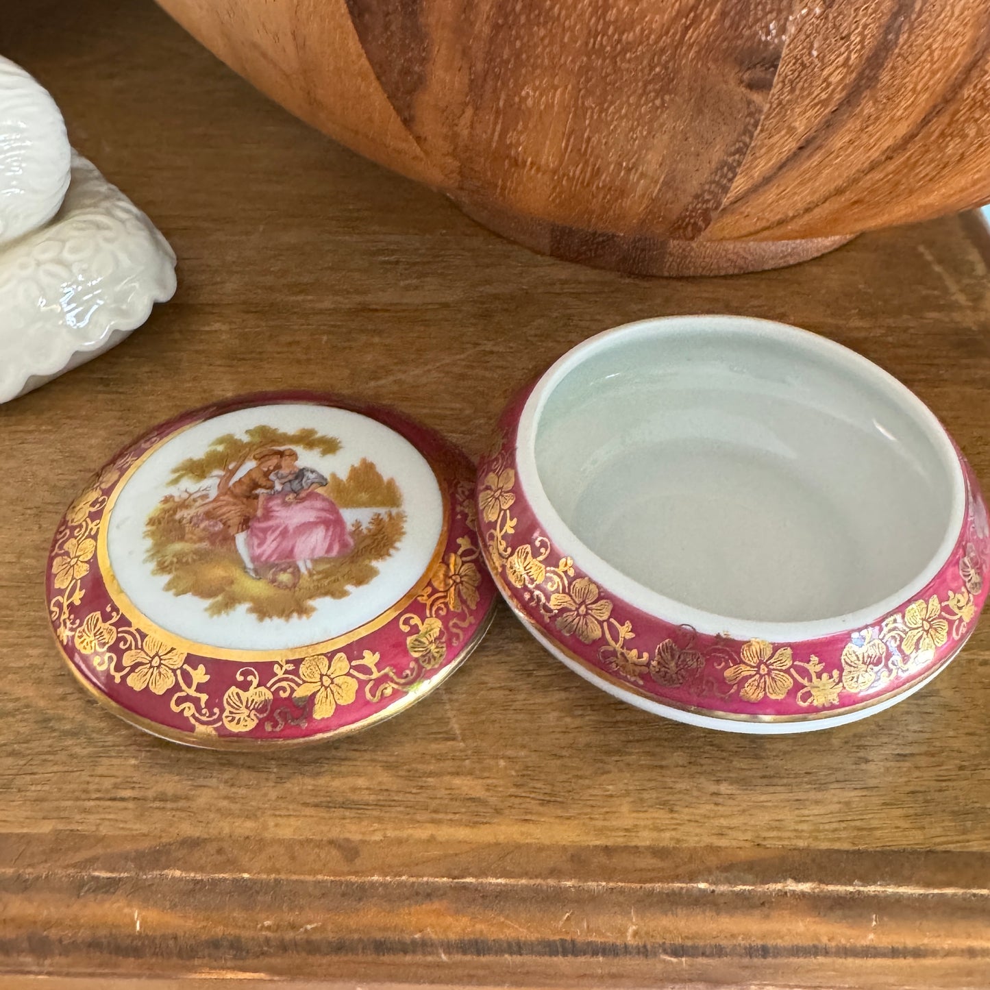 Vintage French Imperial Limoges Fragonnard Trinket Box