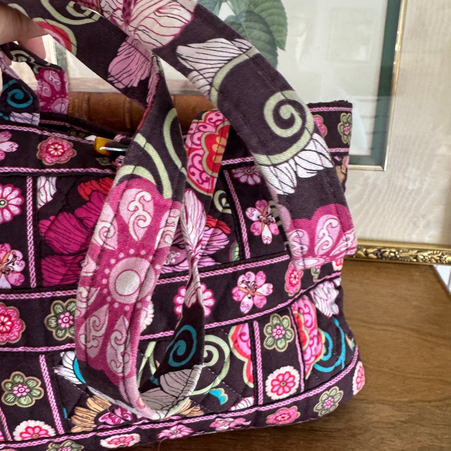 Pretty Vera Bradley Pink Floral Tic Toc Small Tote Bag Hangbag Purse