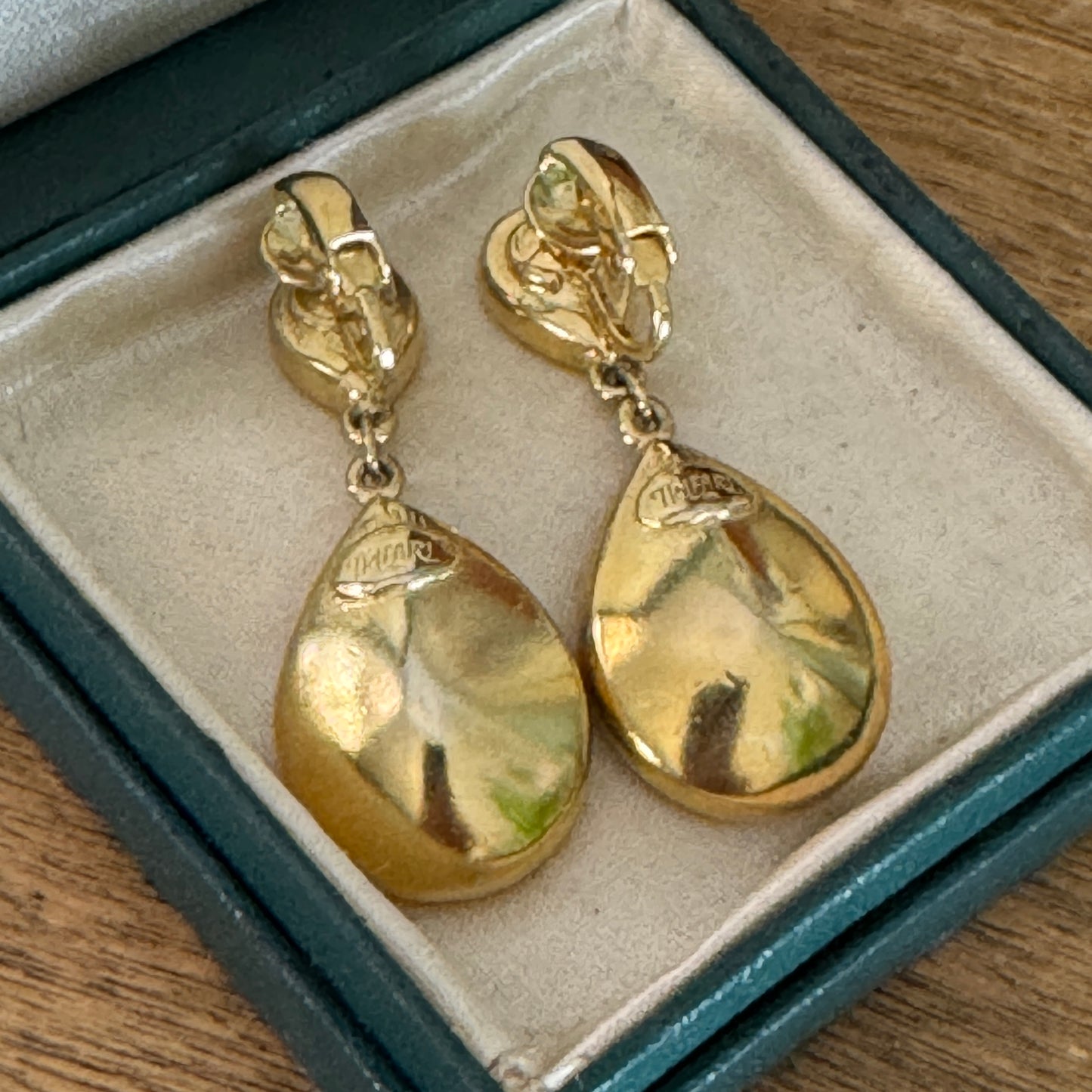 Vintage Trifari Dangling Multi Faceted Teardrop Multi Faceted Rhinestone Earrings