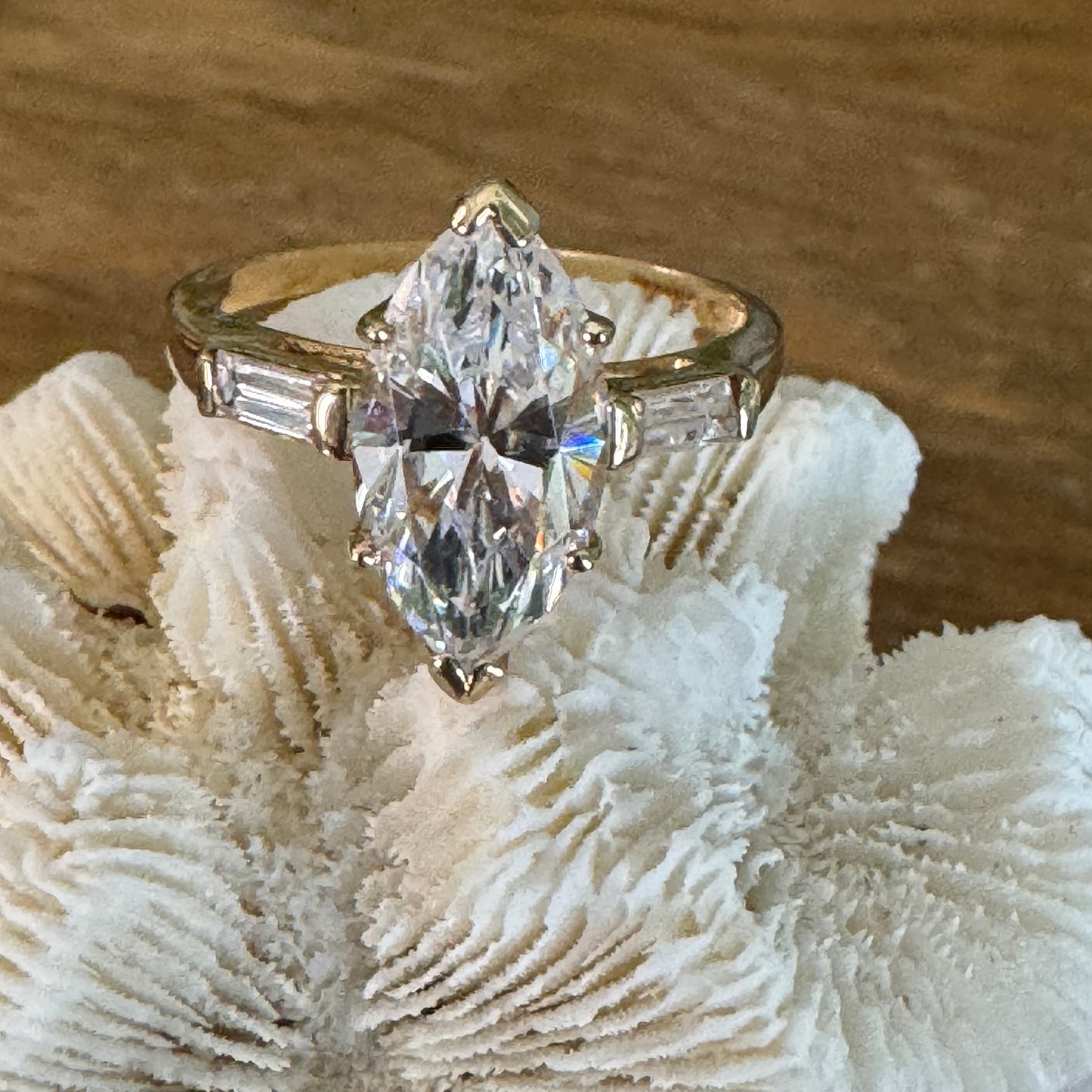 10K Yellow Gold Marquise Ring Size 7.5