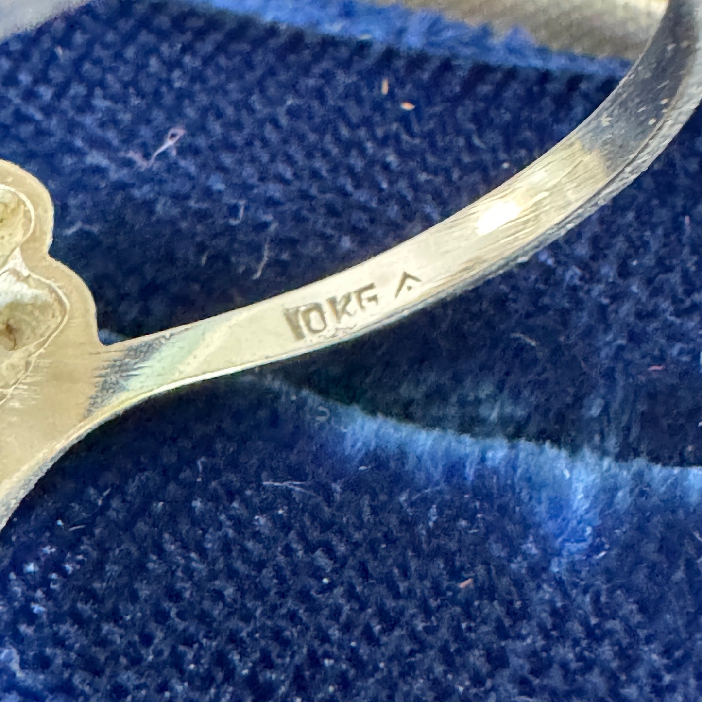 Vintage 10K White Gold Sapphire and Diamond Bypass Ring Size 7