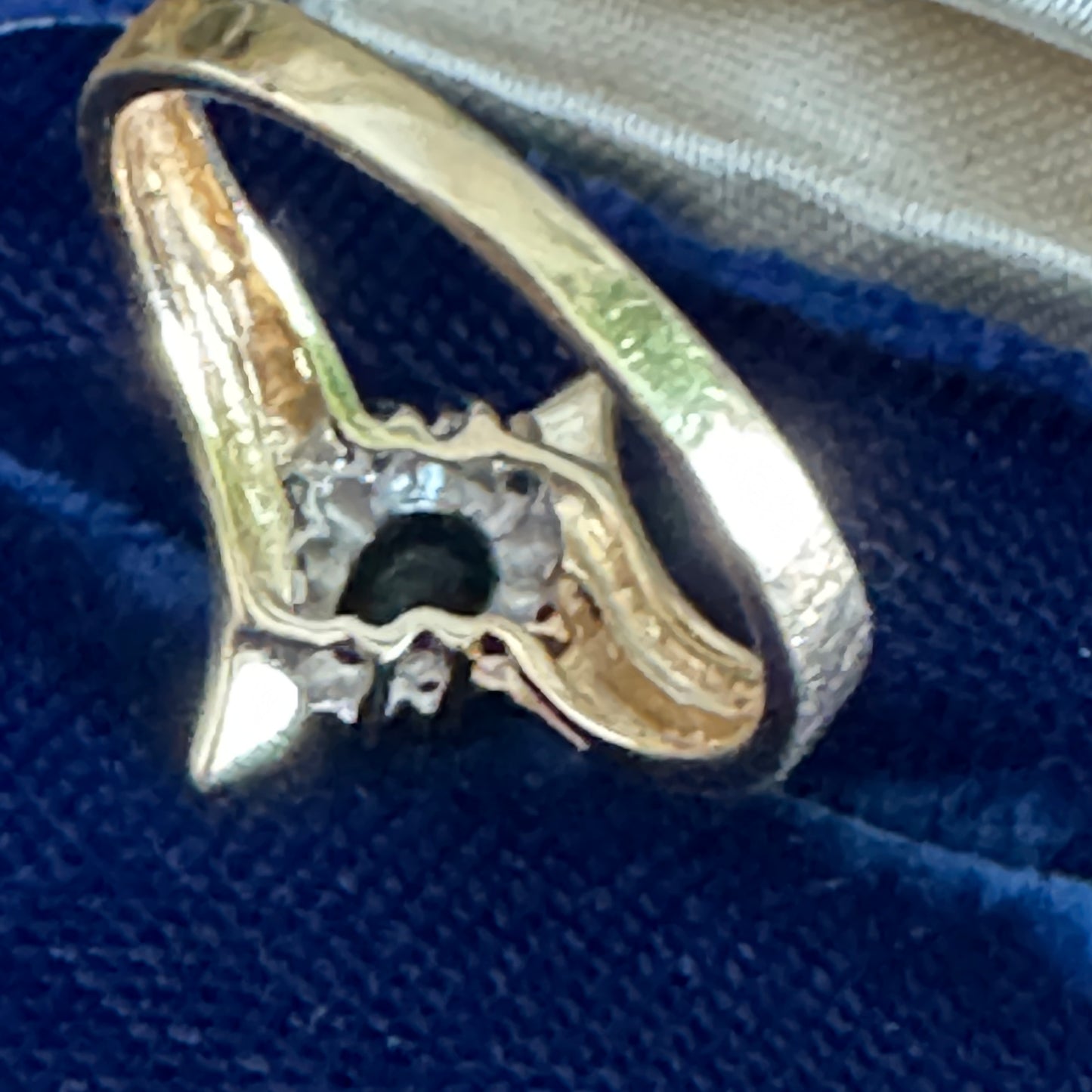 Vintage 10K Yellow Gold Sapphire and Diamond Ring Size 7