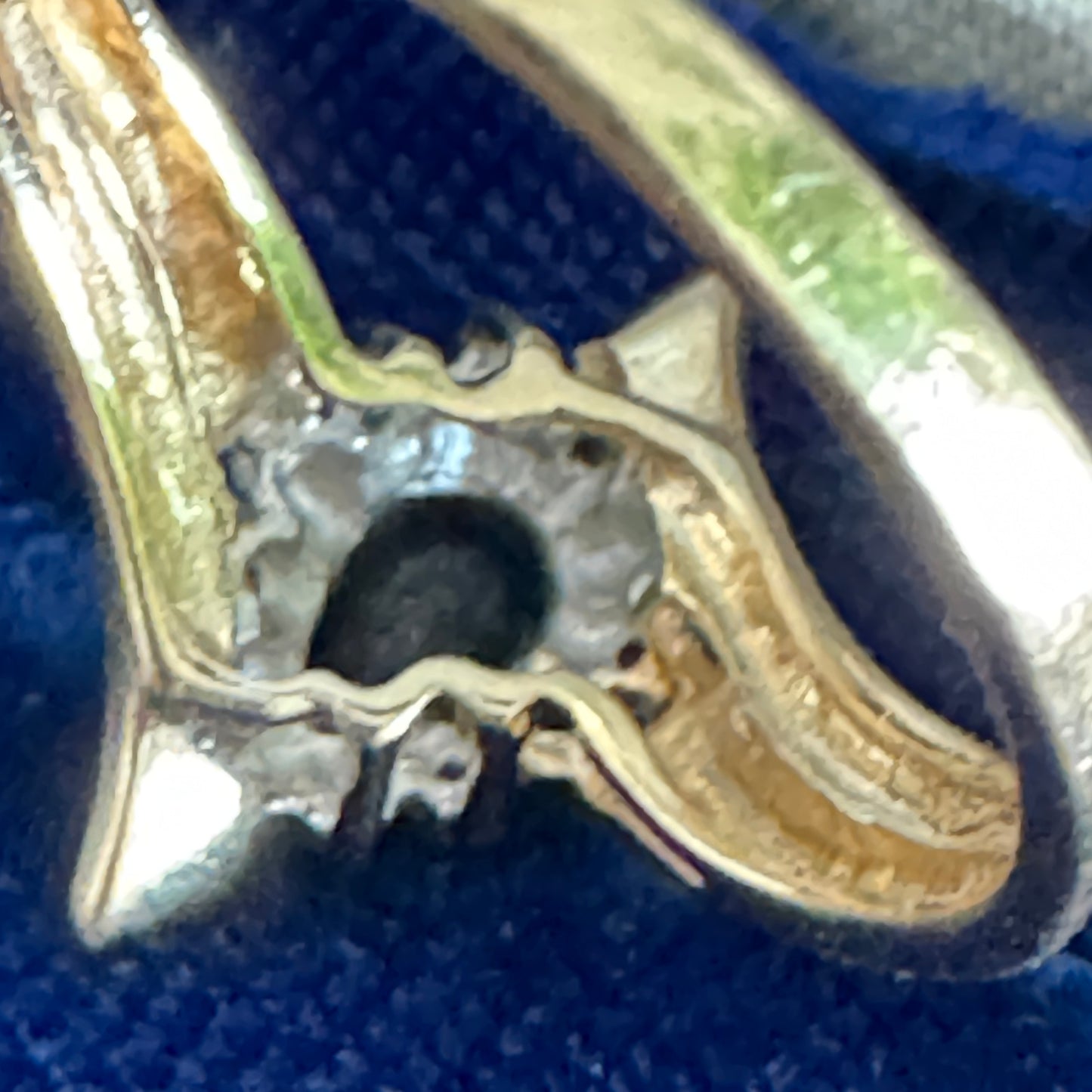 Vintage 10K Yellow Gold Sapphire and Diamond Ring Size 7
