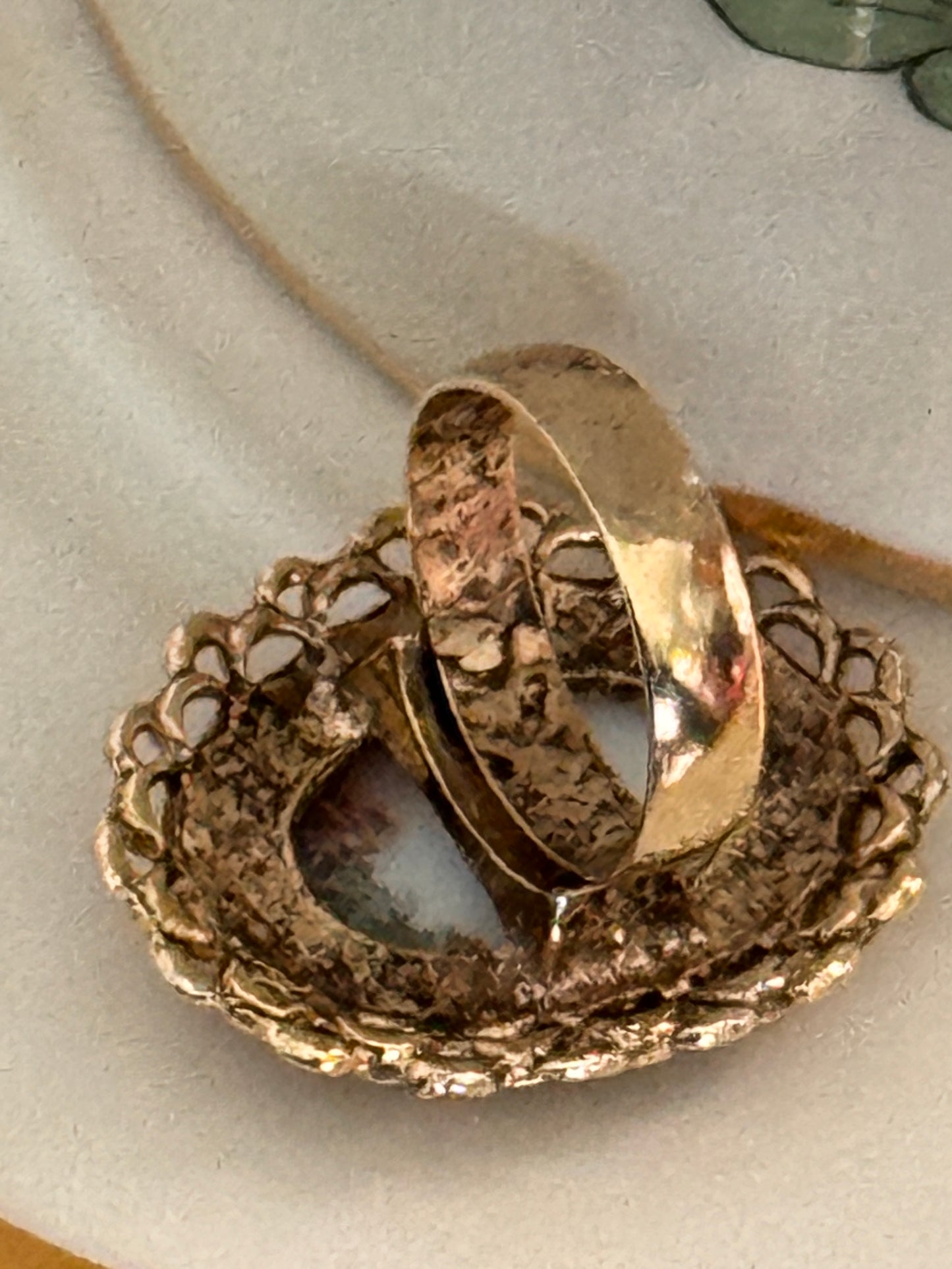 Vintage Romantic Couple Portrait Ring | Oval Transfer Cameo Style, Gold-Tone, Adjustable