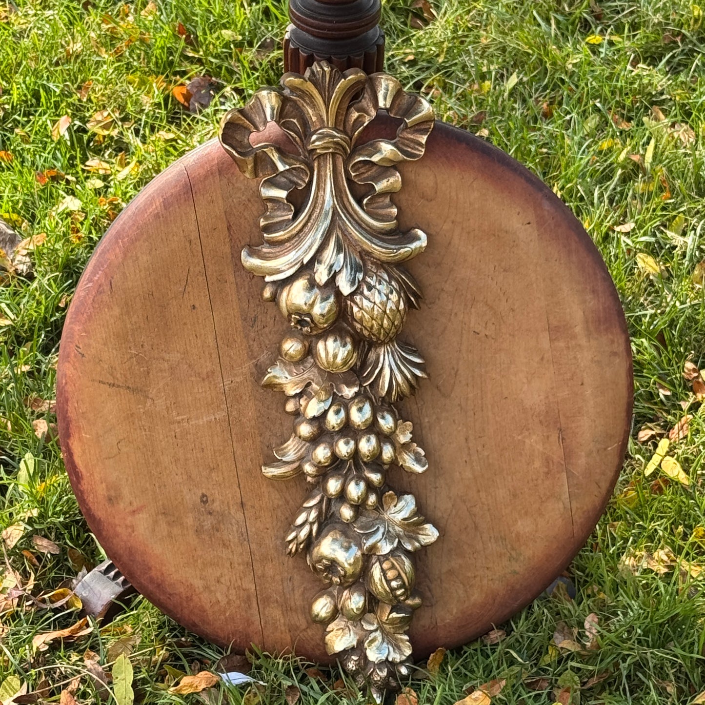 Syracuse Ornamental Co. Gilt Fruit Drop