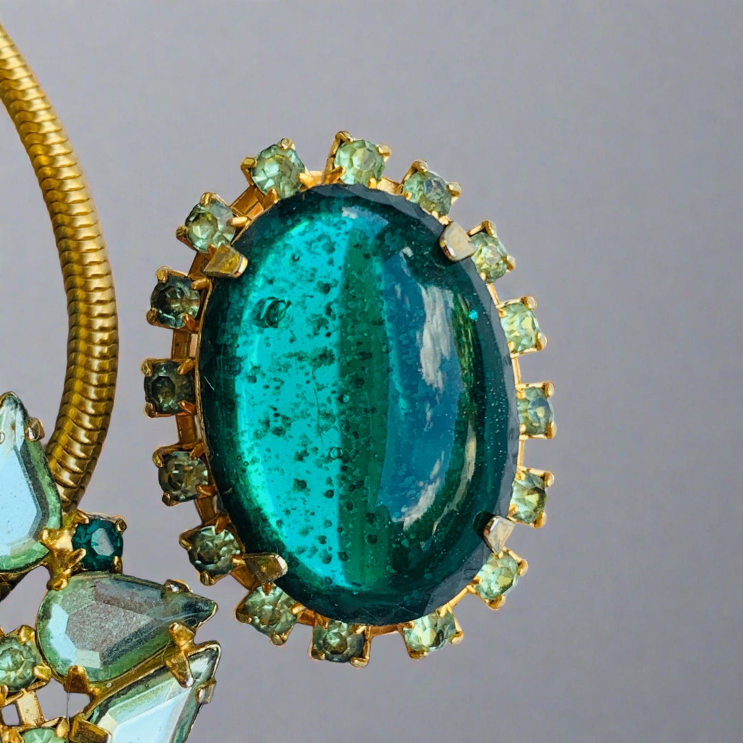 Vintage Green Rhinestone Necklace & Earring Set