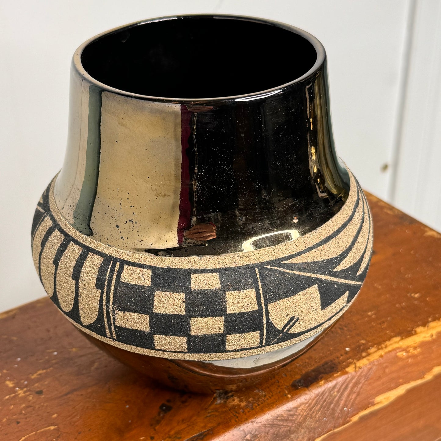 Native American Navajo Pottery Vase Crazy White Eagle