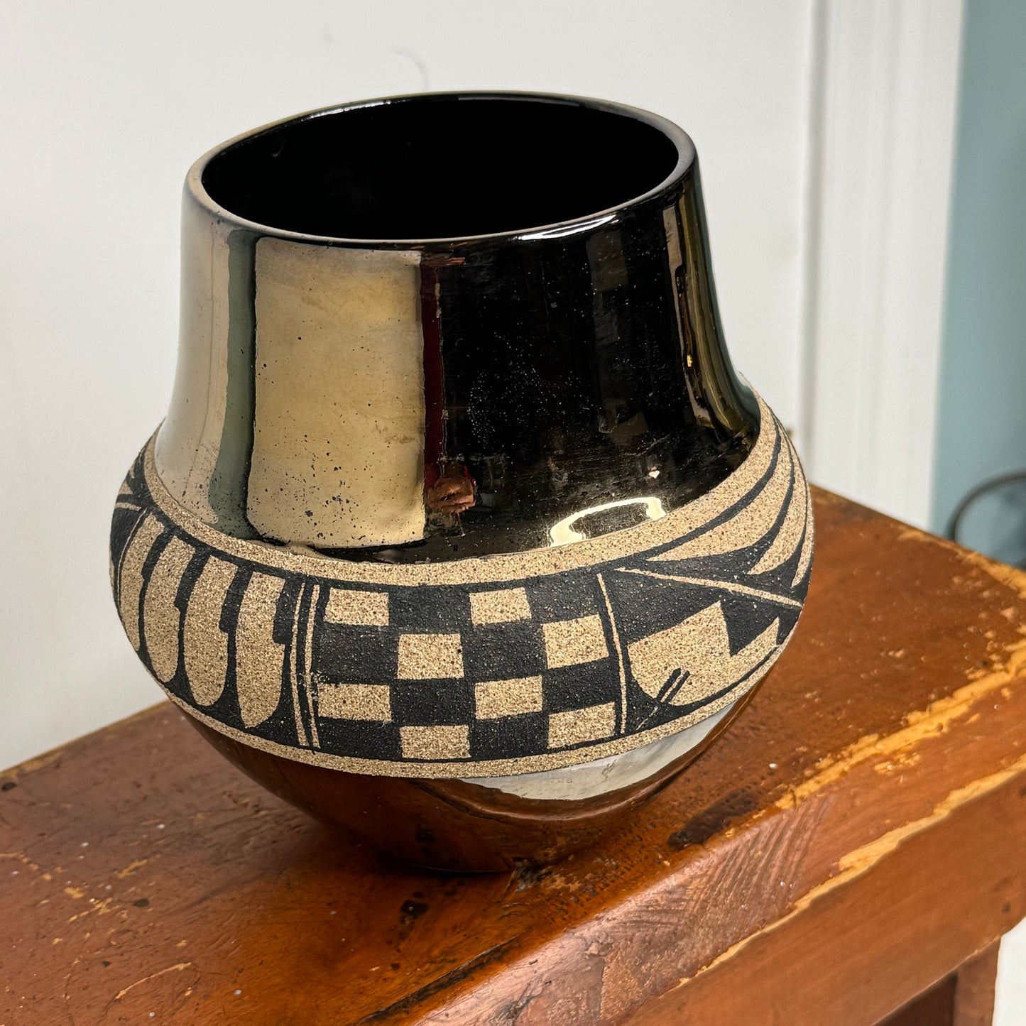 Native American Navajo Pottery Vase Crazy White Eagle