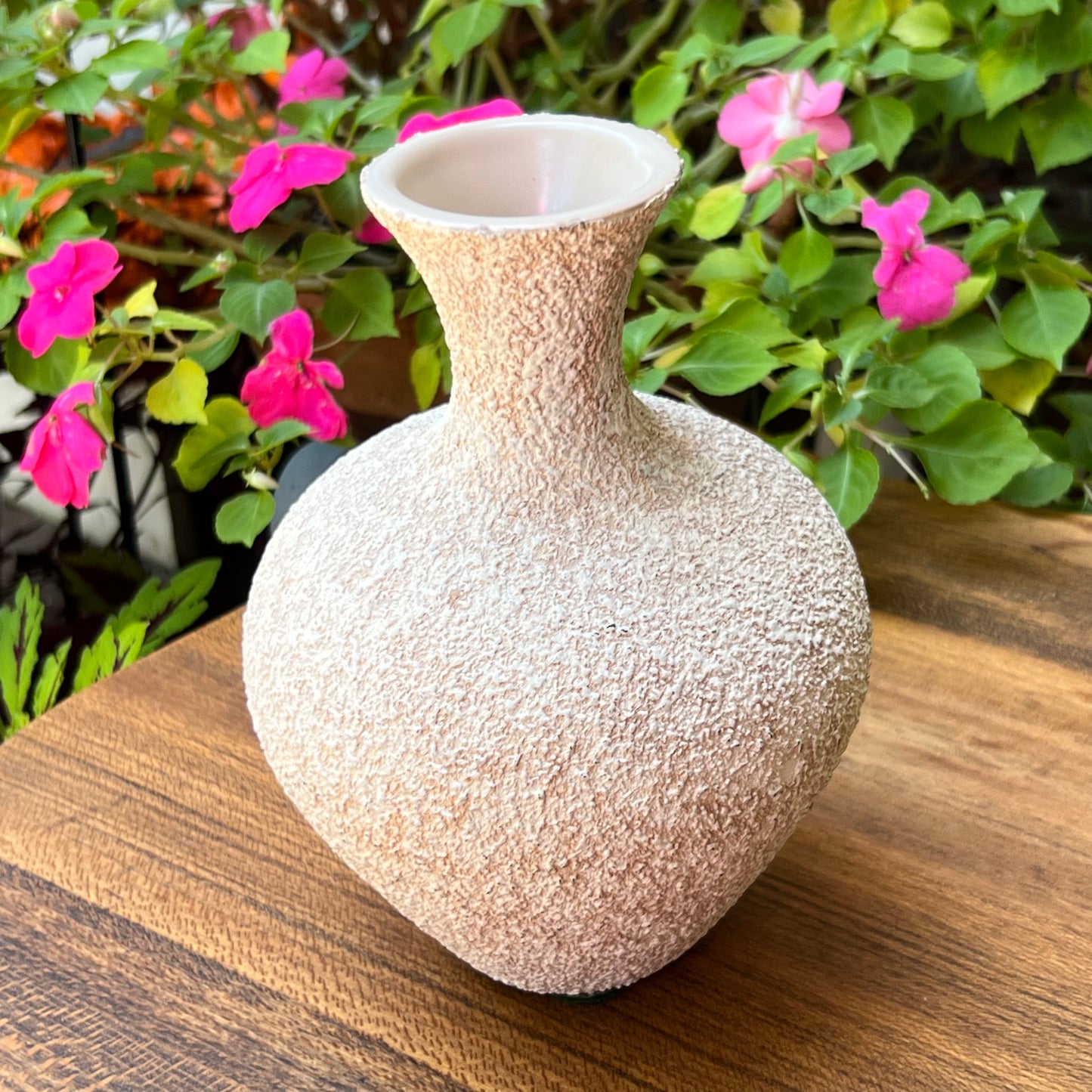 Mid Century Modern Haeger Pottery Textured Soft White Vase