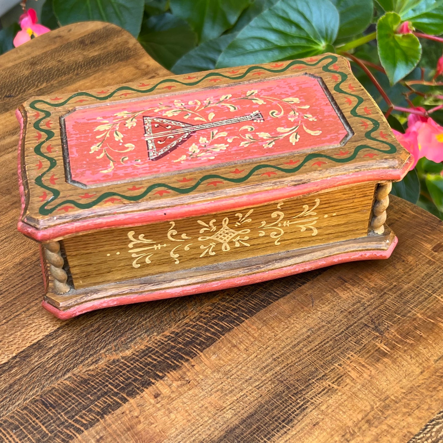 Vintage Reuge Swiss Painted Wooden Mandolin Music Box