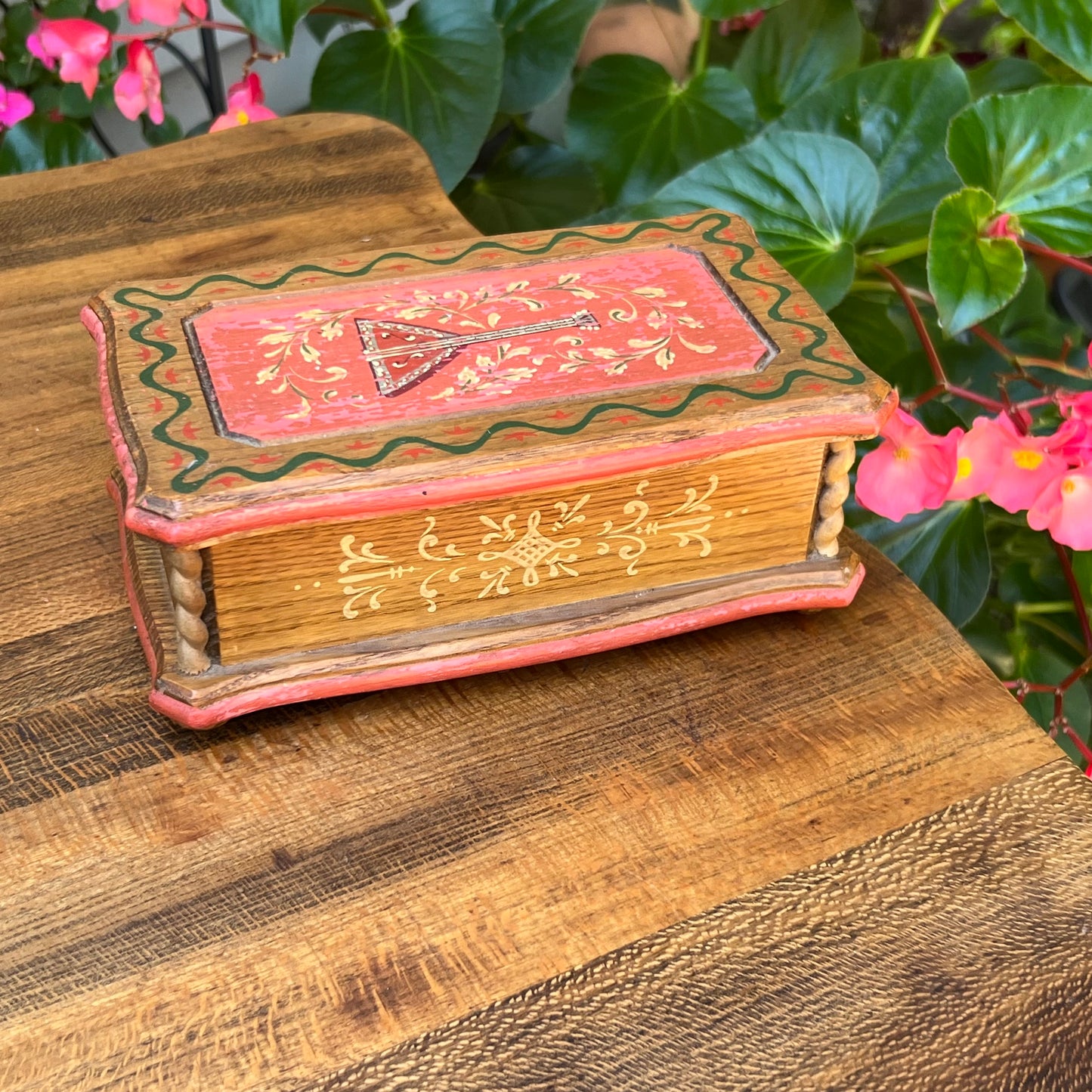 Vintage Reuge Swiss Painted Wooden Mandolin Music Box