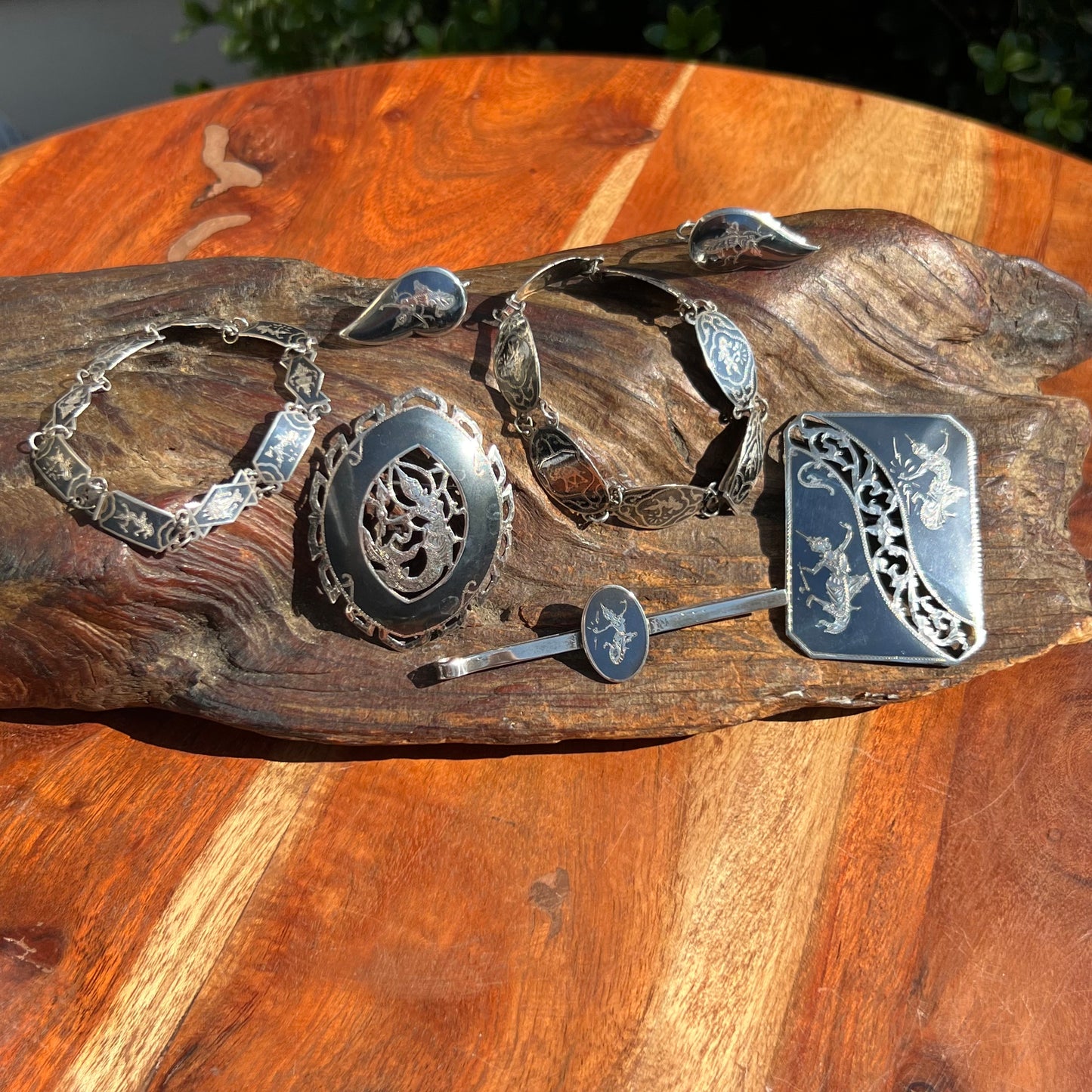 Vintage 6 Piece Siam Sterling Silver Nielloware Pins, Bracelets, & Earring Set