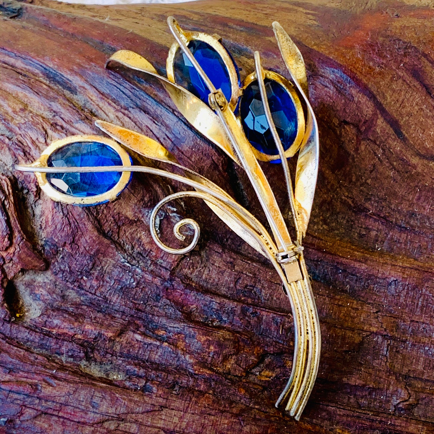 Vintage 1940's Stylized Blue Faceted Glass Floral Spray Pin