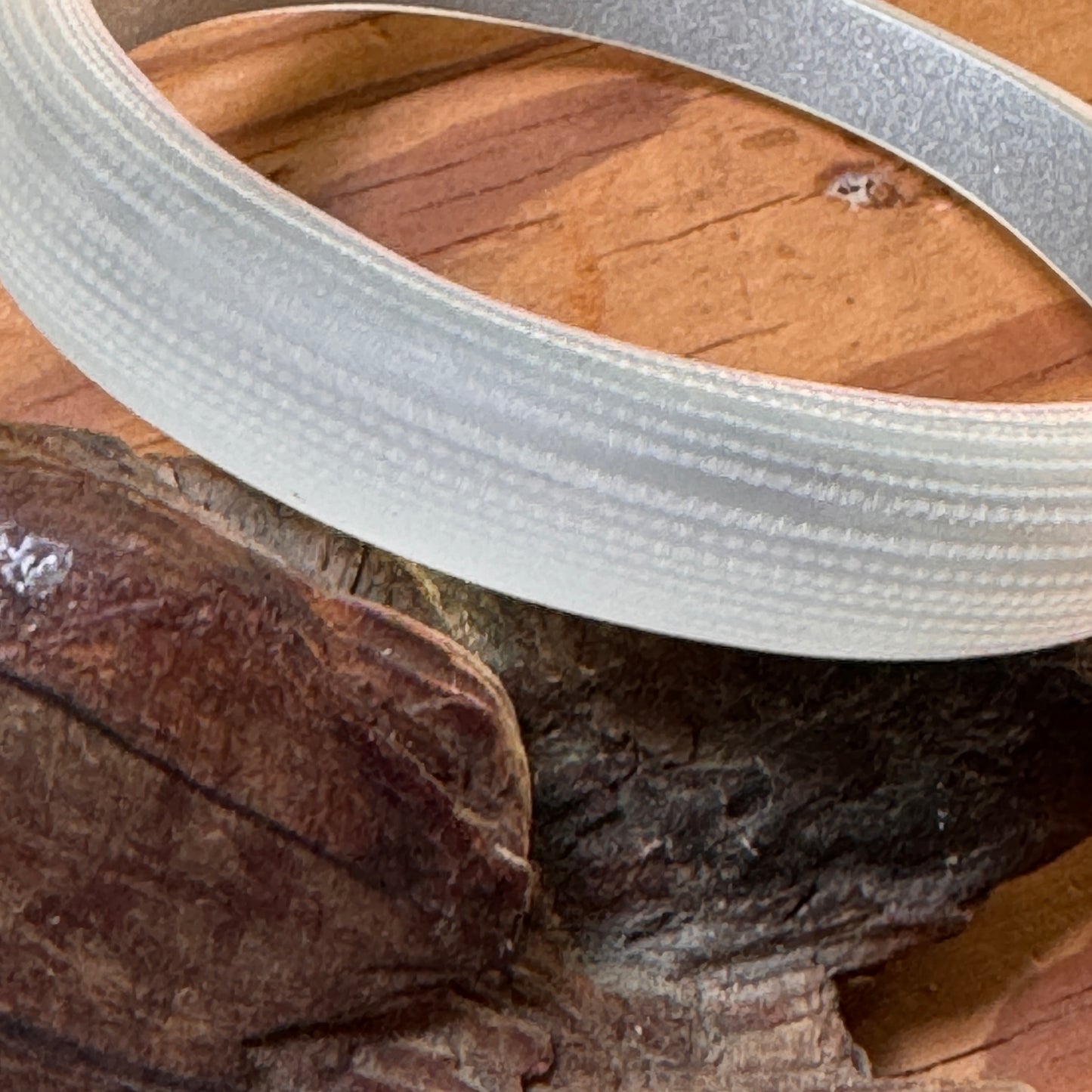 Alexis Bittar Clear Textured Lucite Bangle Bracelet