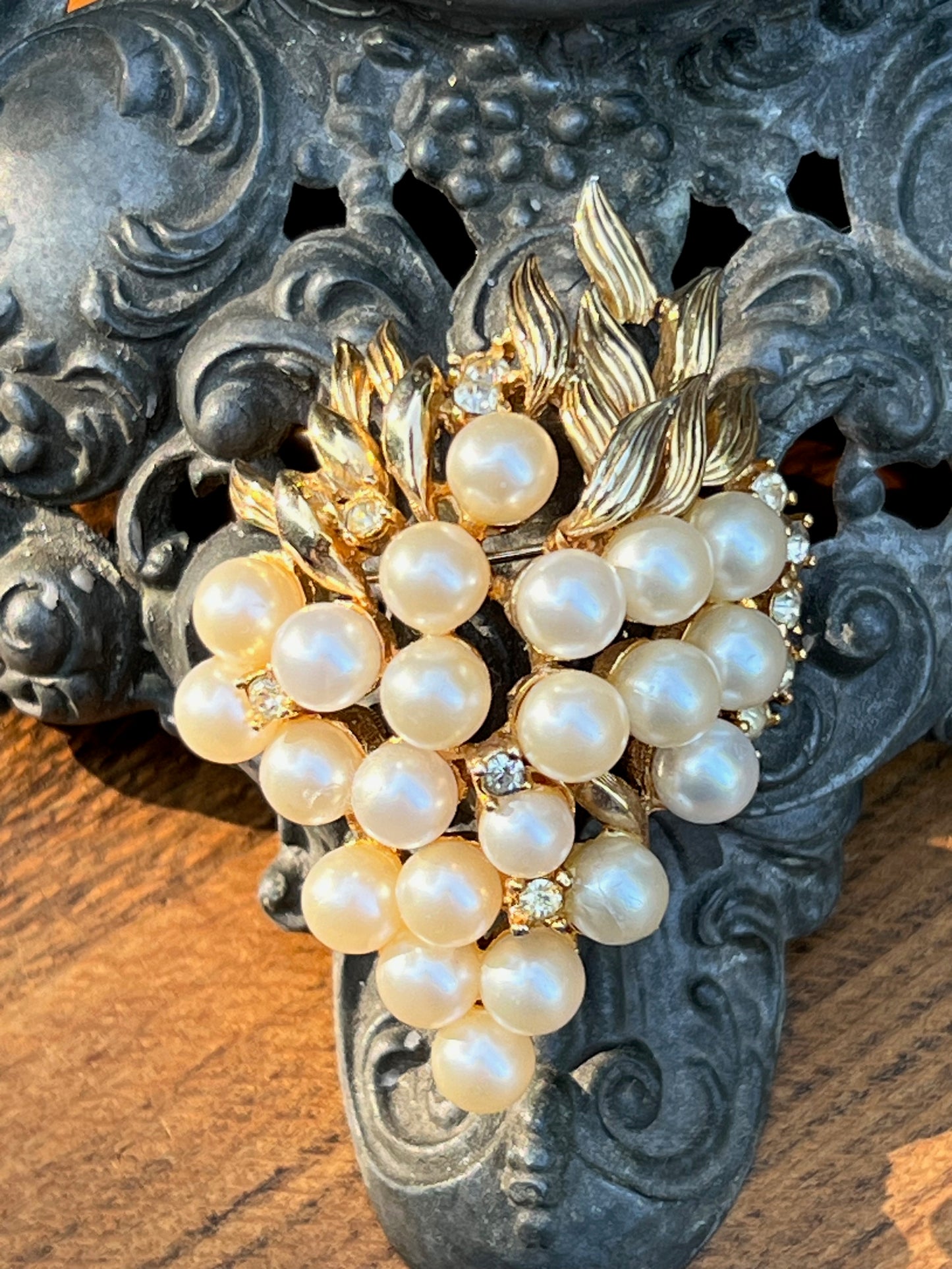 Vintage Marvella Faux Pearl & Rhinestone Pin