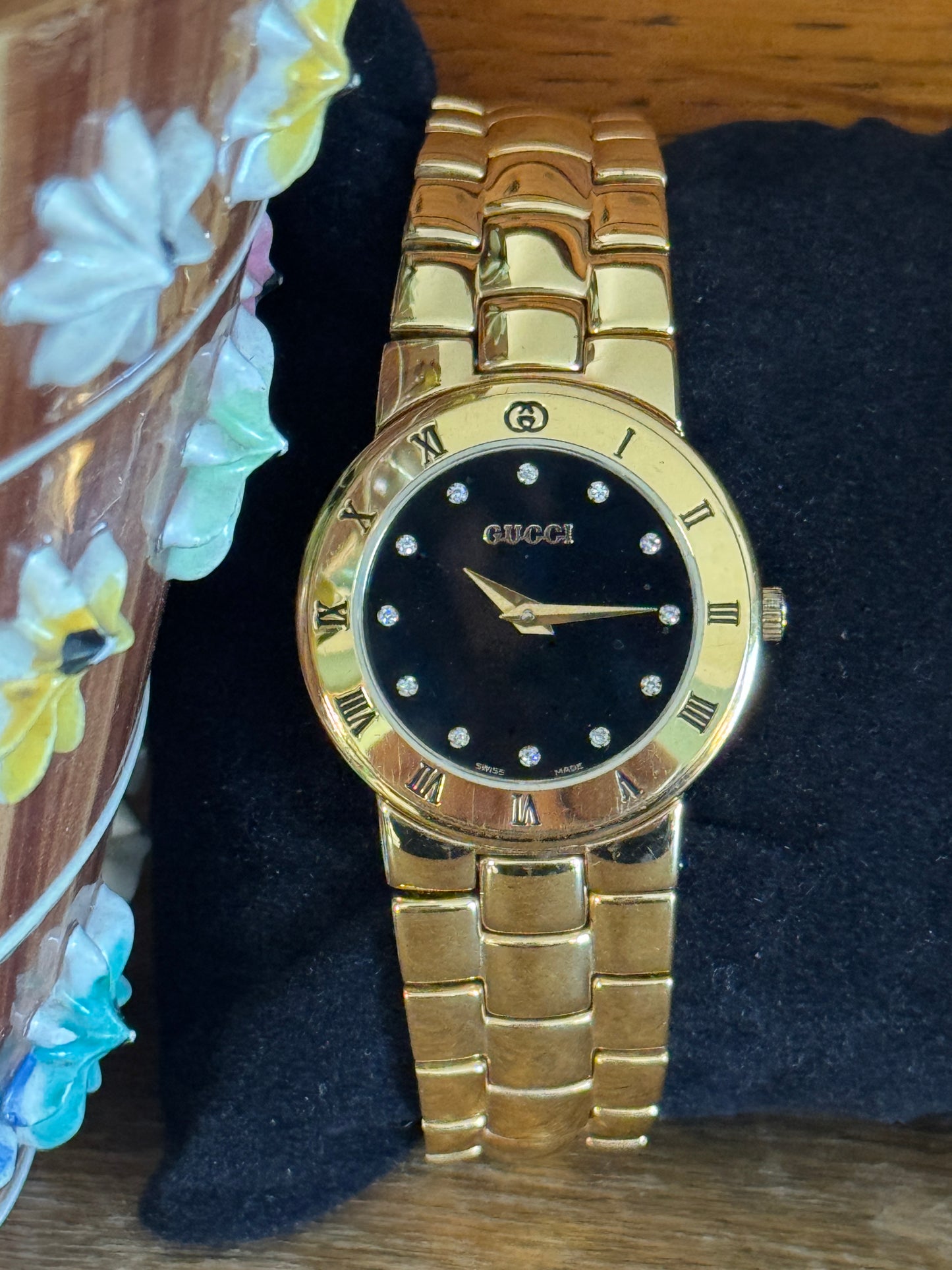 Vintage Gucci Ladies Gold Plated 3300.2.L Quartz Watch Black Dial Diamond Hour Markers