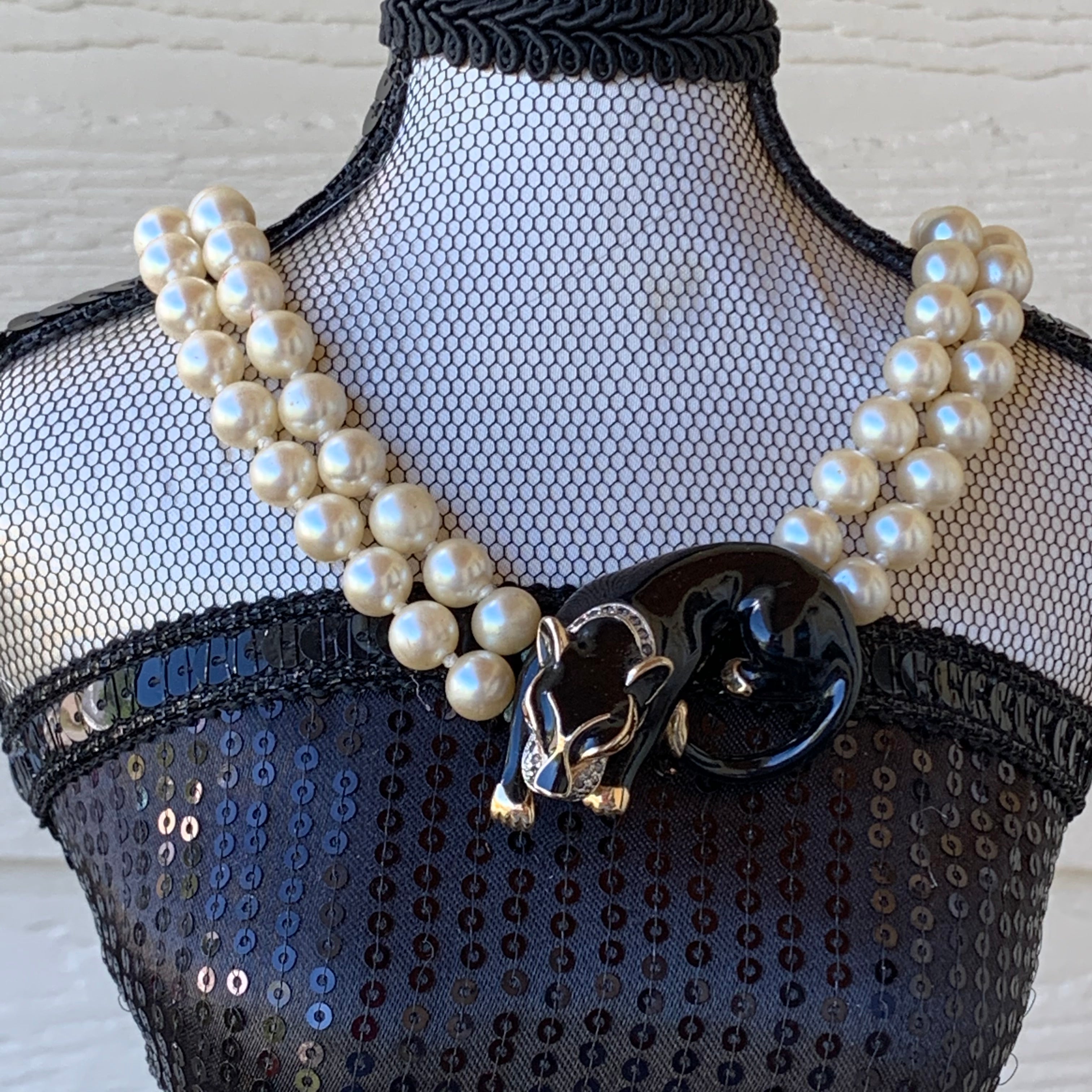 VTG DOUBLE STRAND FAUX shops PEARL RHINESTONE NECKLACE