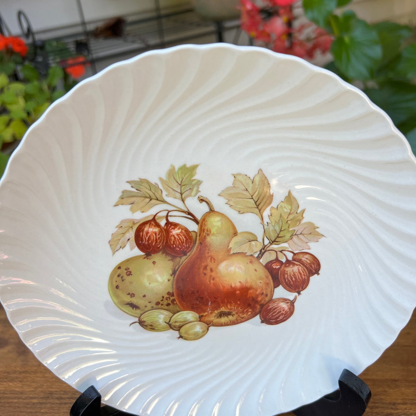 Four Burgess & Leigh Burleigh English Fruit Dessert Plates