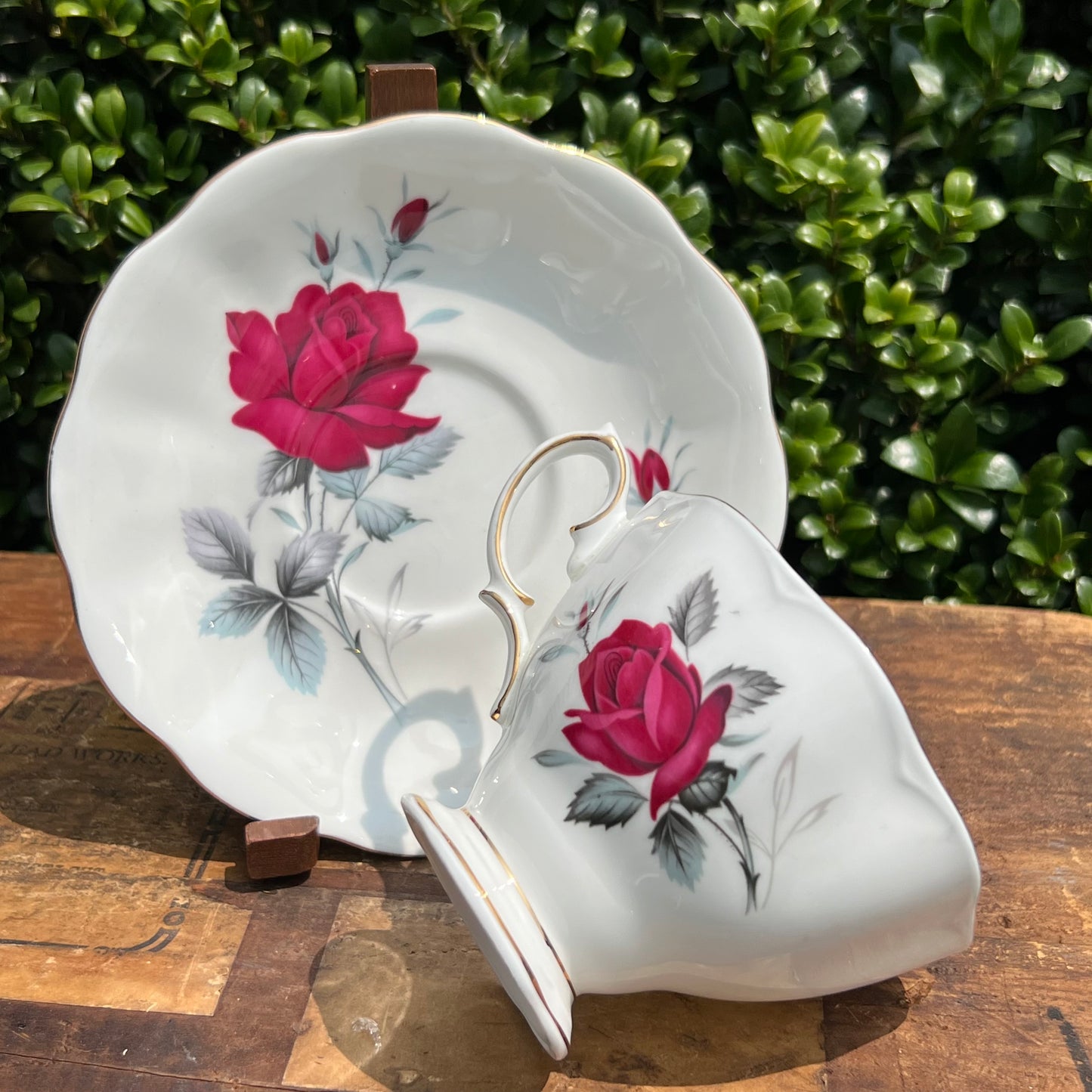 Vintage Sweet Romance Royal Albert English Bone China Tea Cup & Saucer