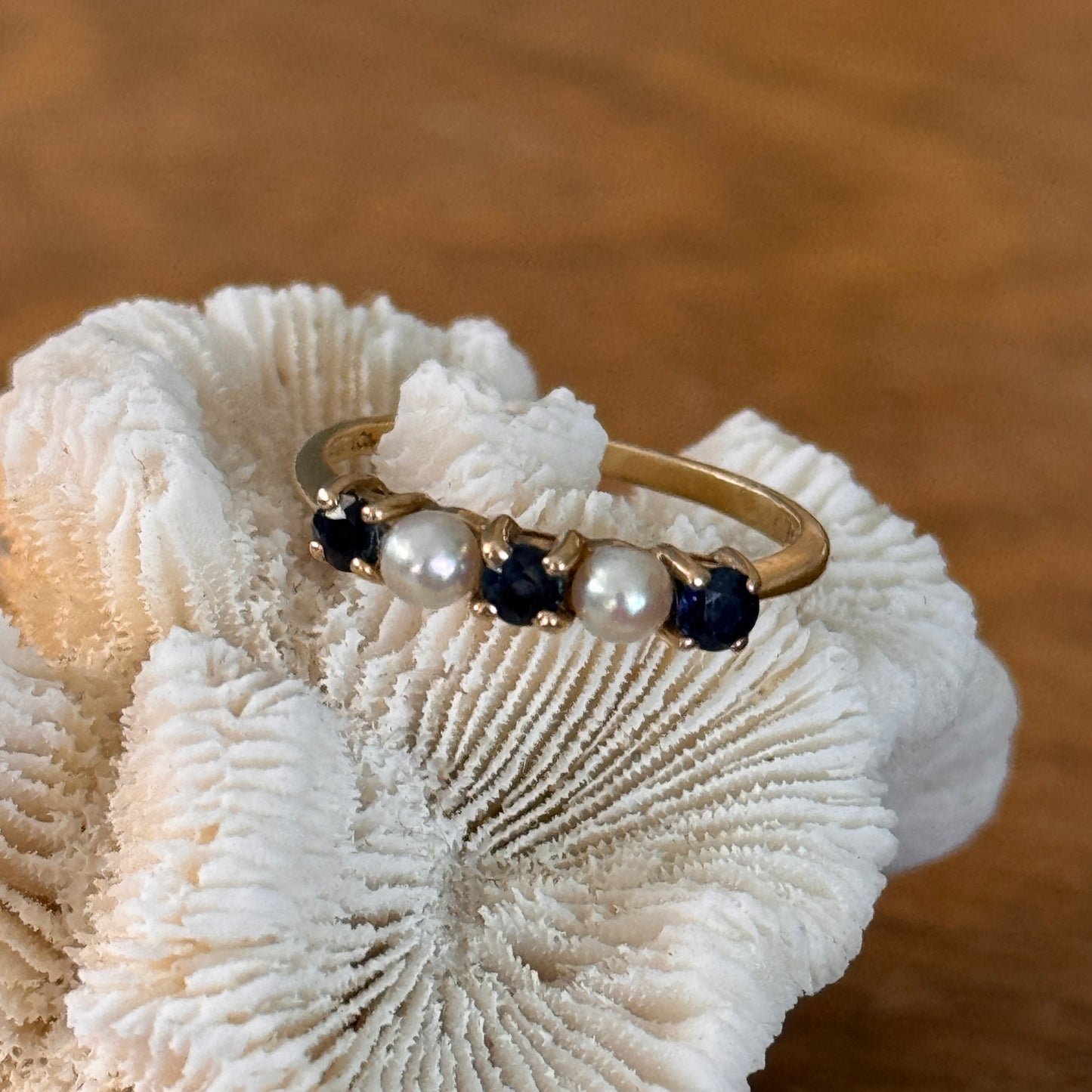 Tiffany & Co 14k Yellow Gold Sapphire Pearl Ring Size 5.5